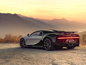 Bugatti Chiron, Back