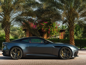 Aston Martin, Superleggera, Palms, DBS