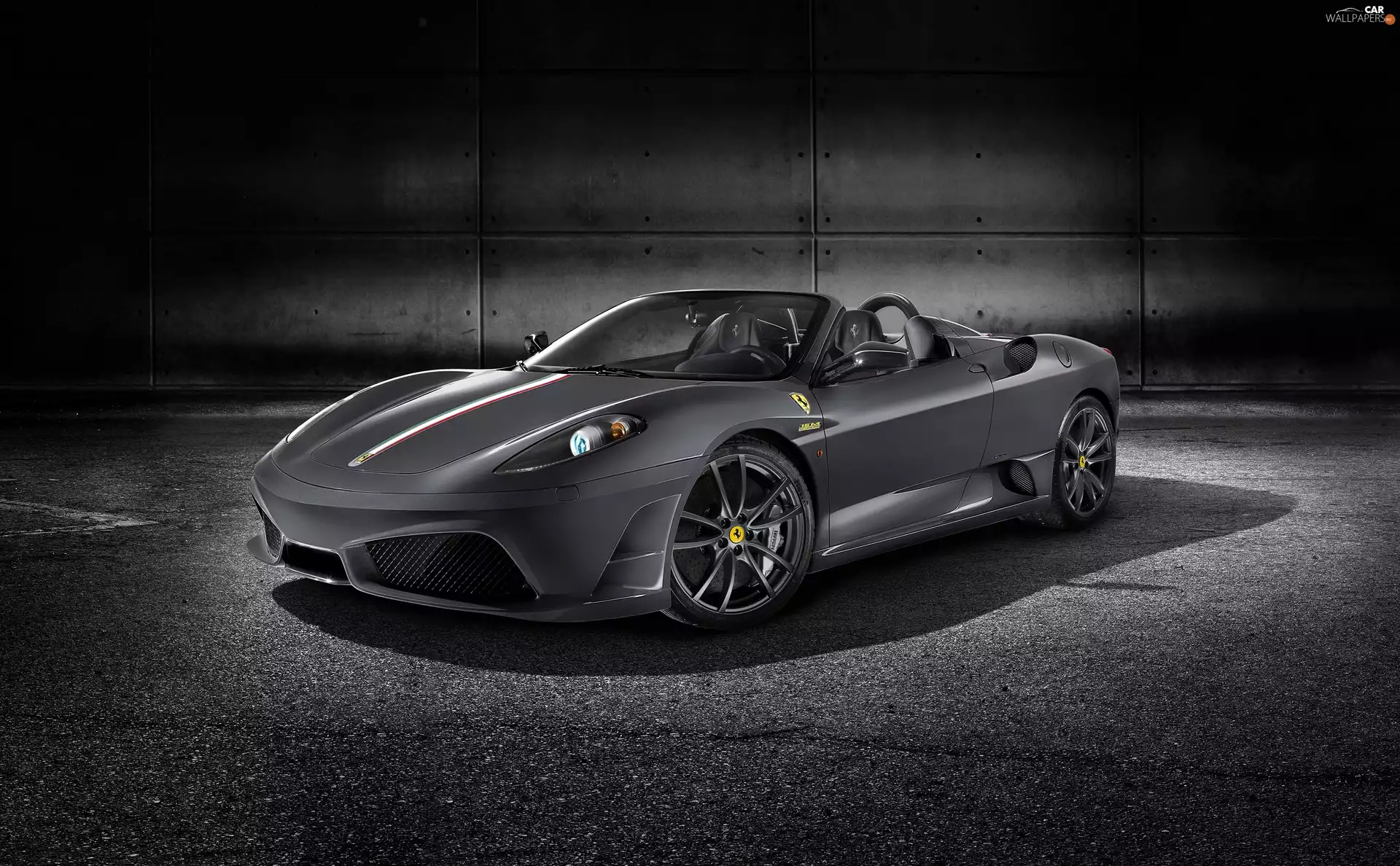 Ferrari Scuderia Spider 16M