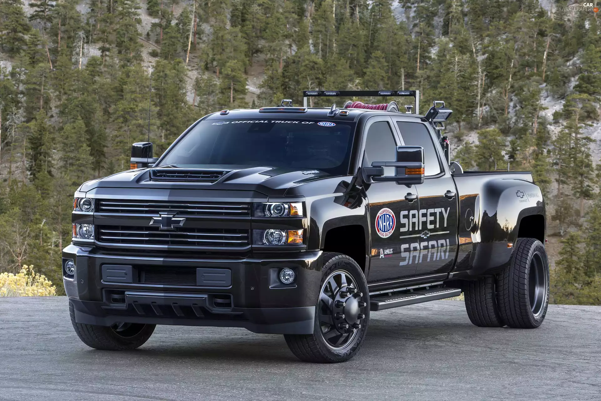 Chevrolet Silverado 3500HD NHRA Safety Safari Concept, 2018