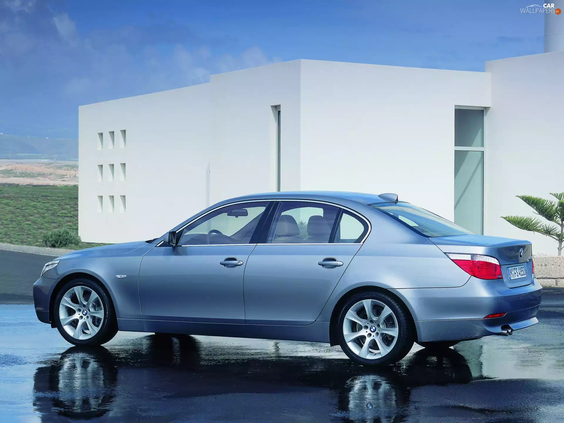 White, House, BMW 5, E60, blue