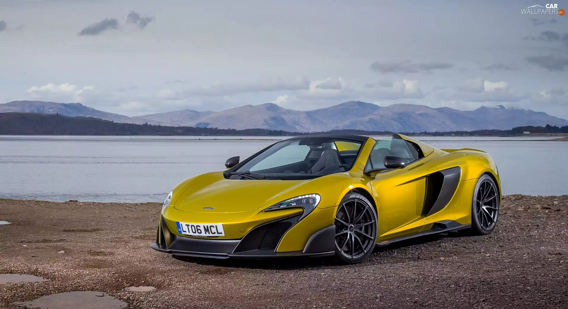 lake, Yellow, McLaren 675LT