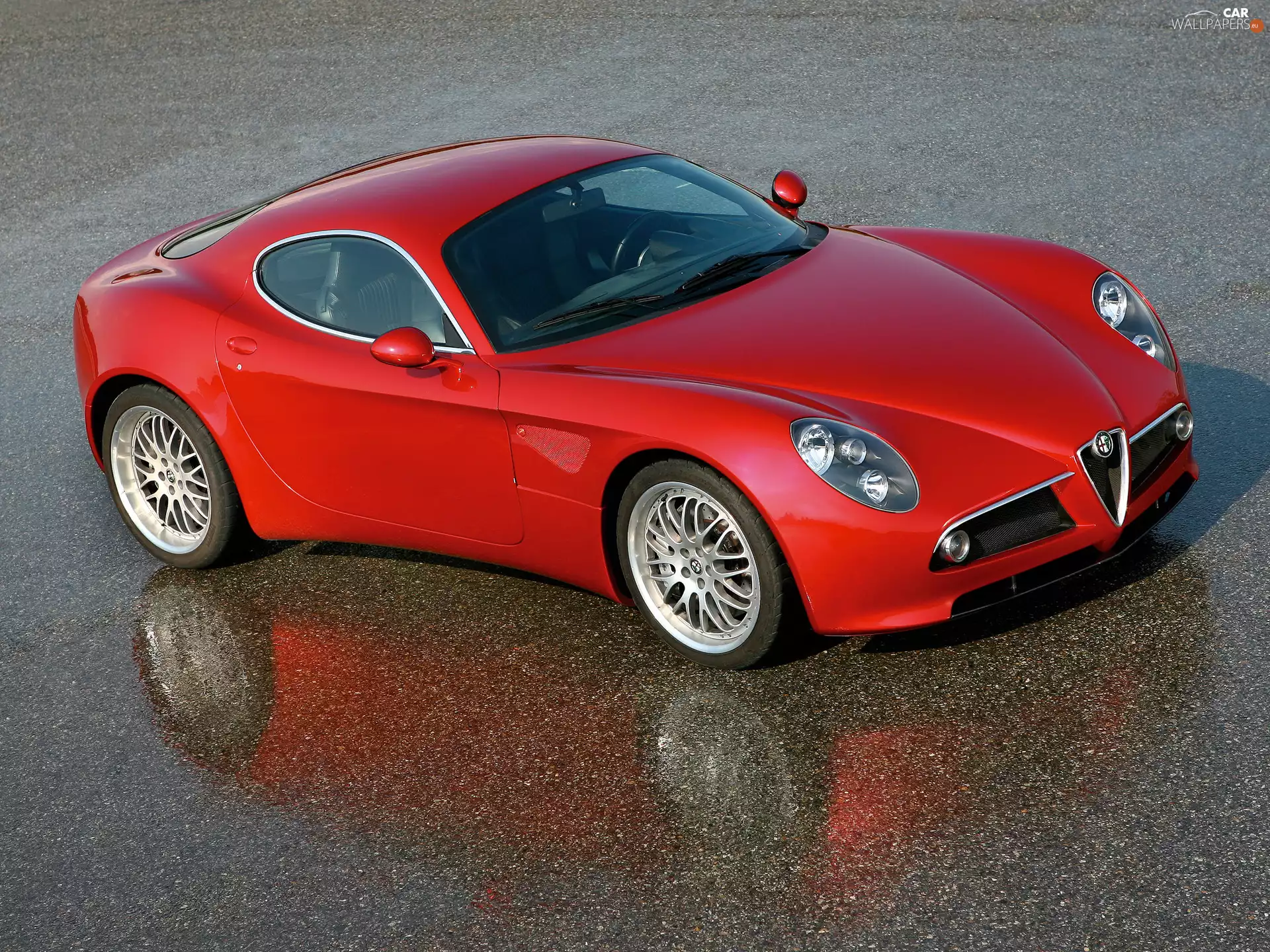 Alfa Romeo 8C