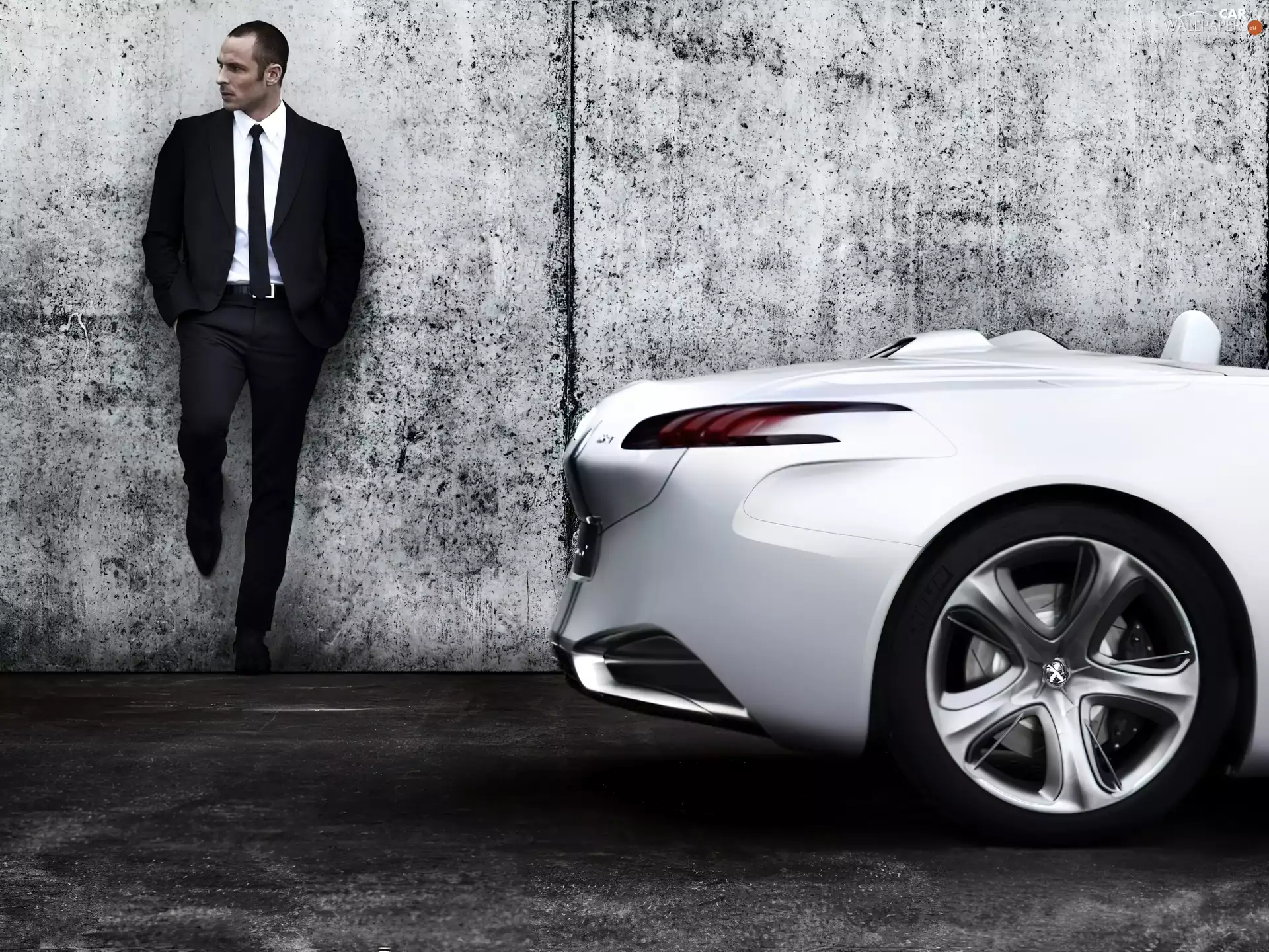 Peugeot SR1, Back, alloy wheels, Lamp