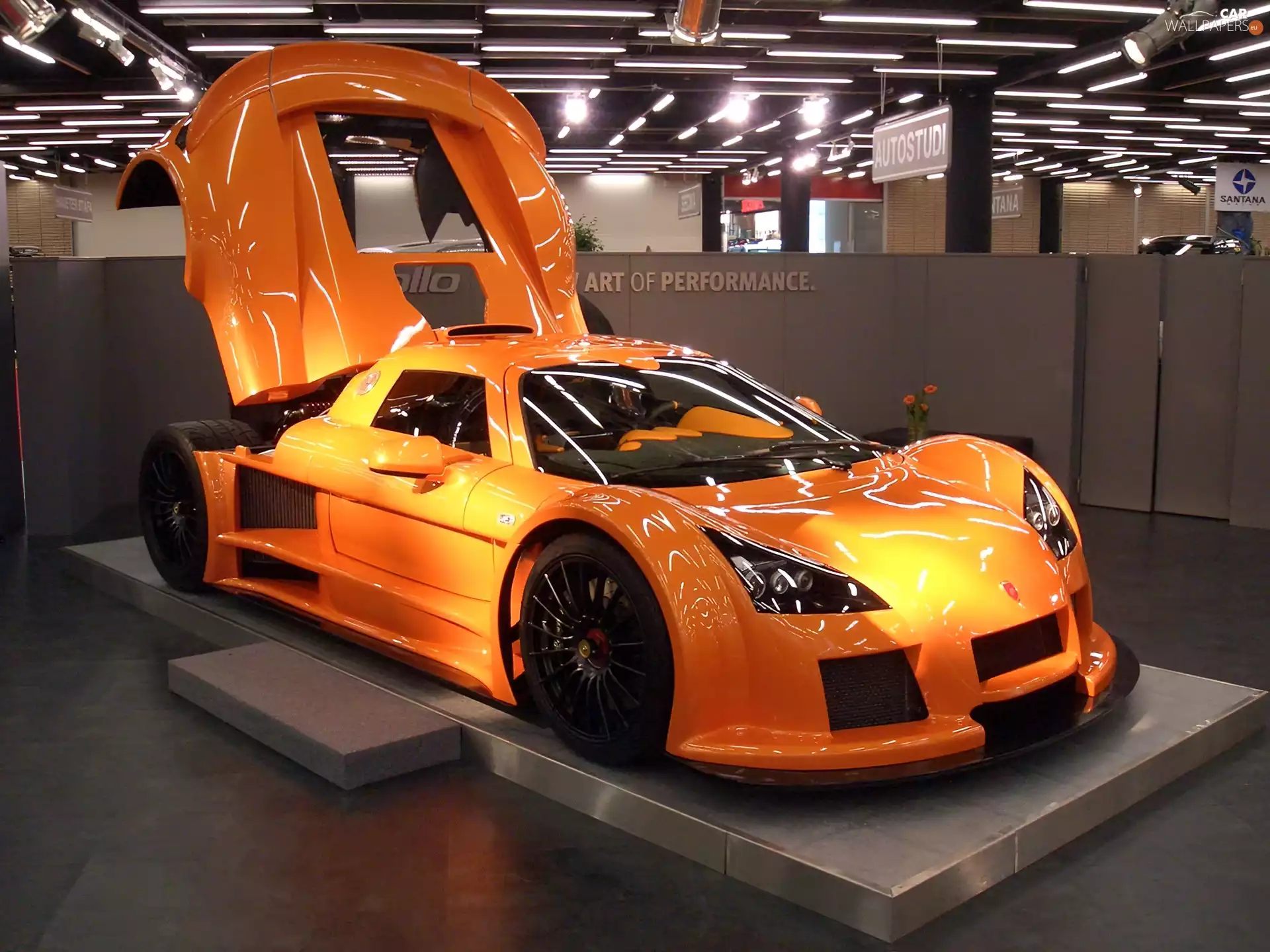 Gumpert Apollo, flap, Engine, open