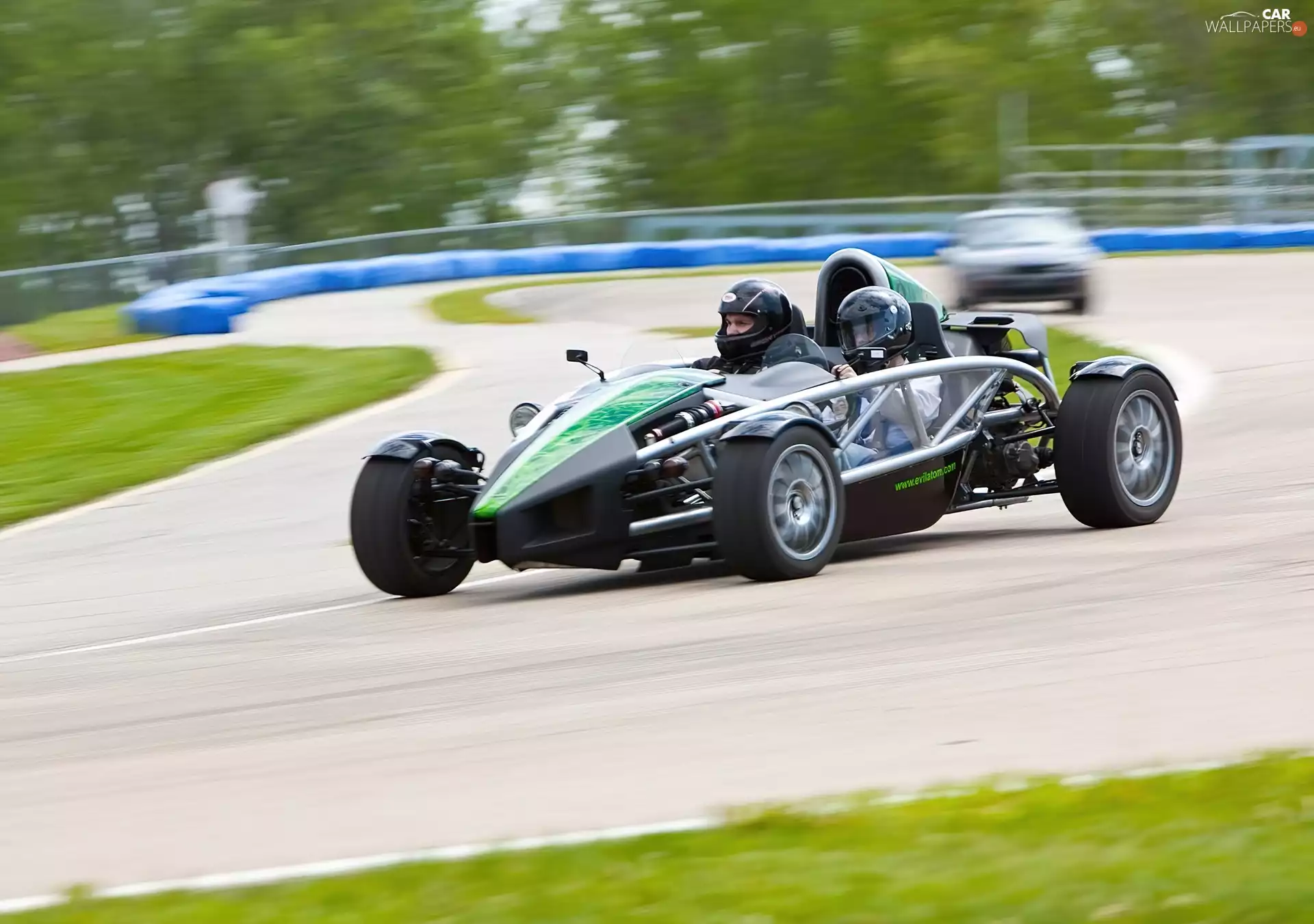Ariel Atom, Sport, helmet, track