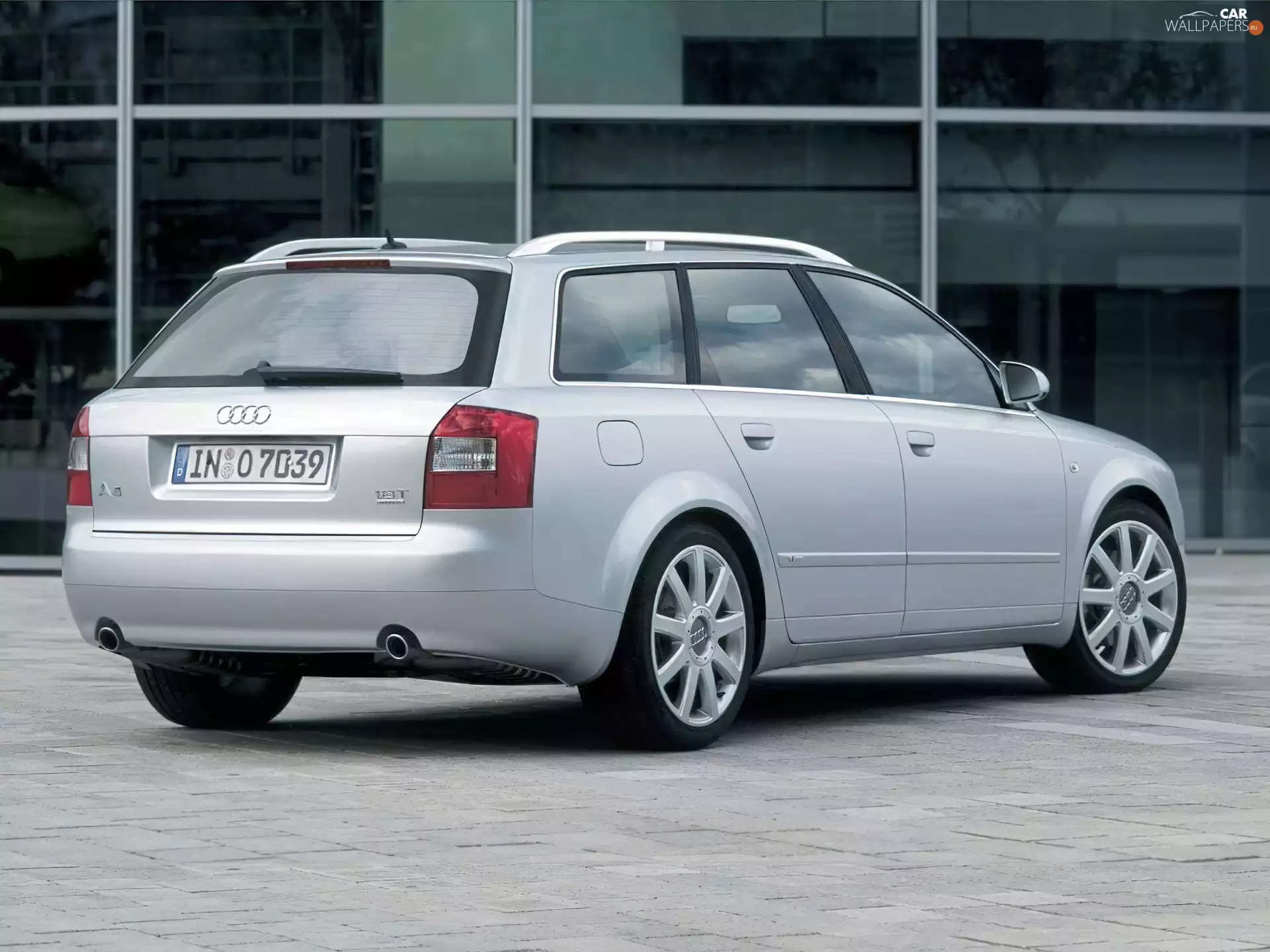 Audi A4, AVANT