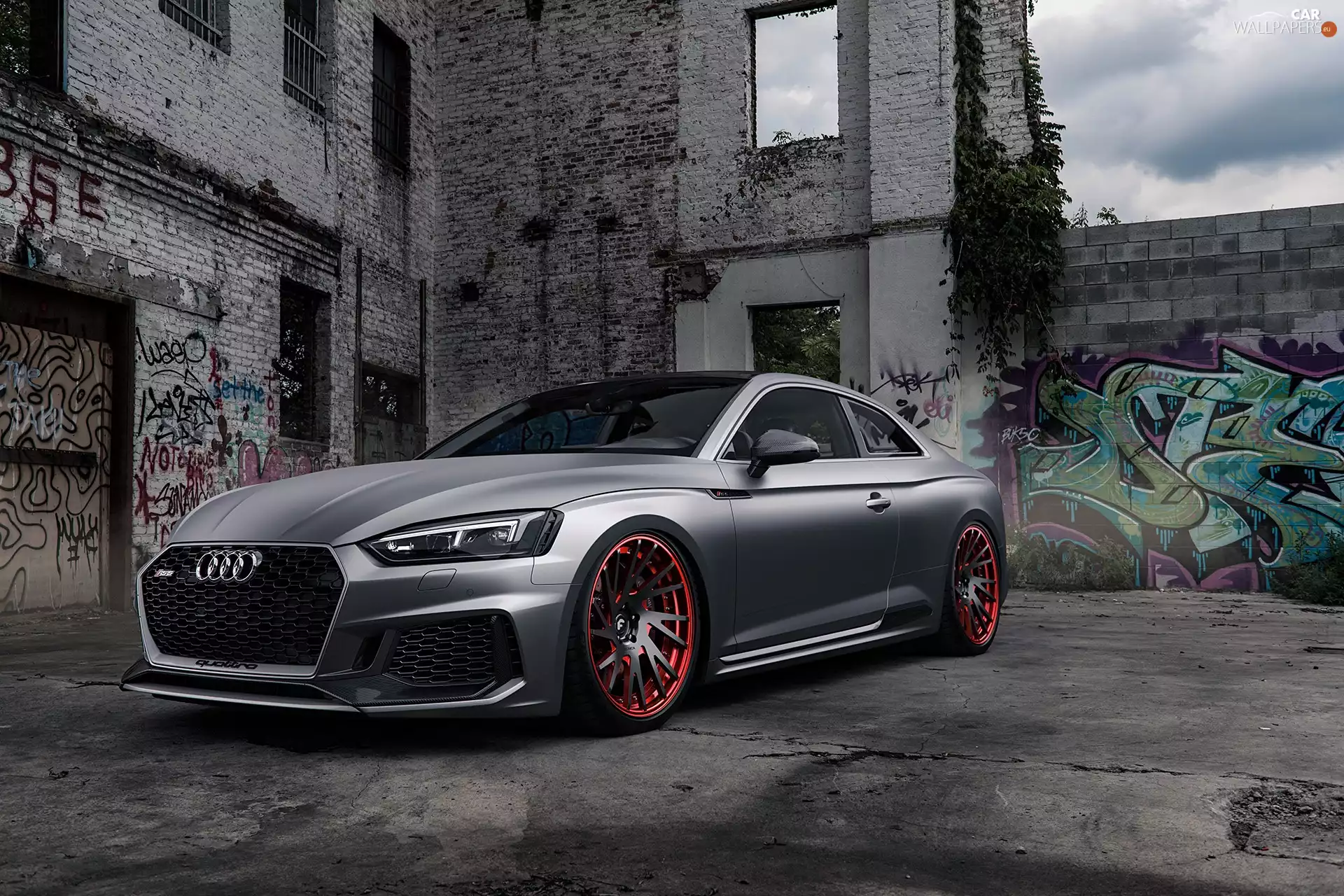 Audi RS5, Front