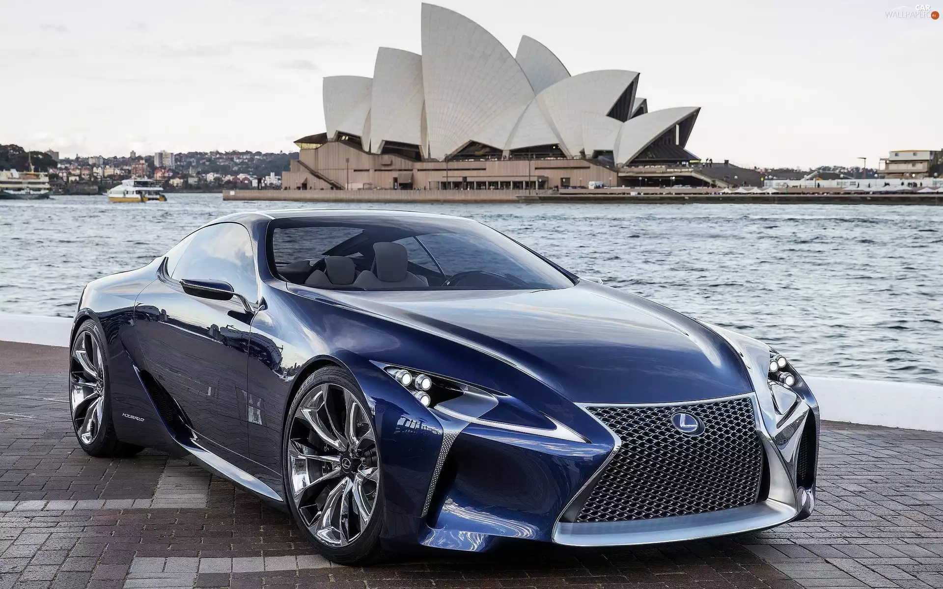 Lexus LF-LC, Automobile