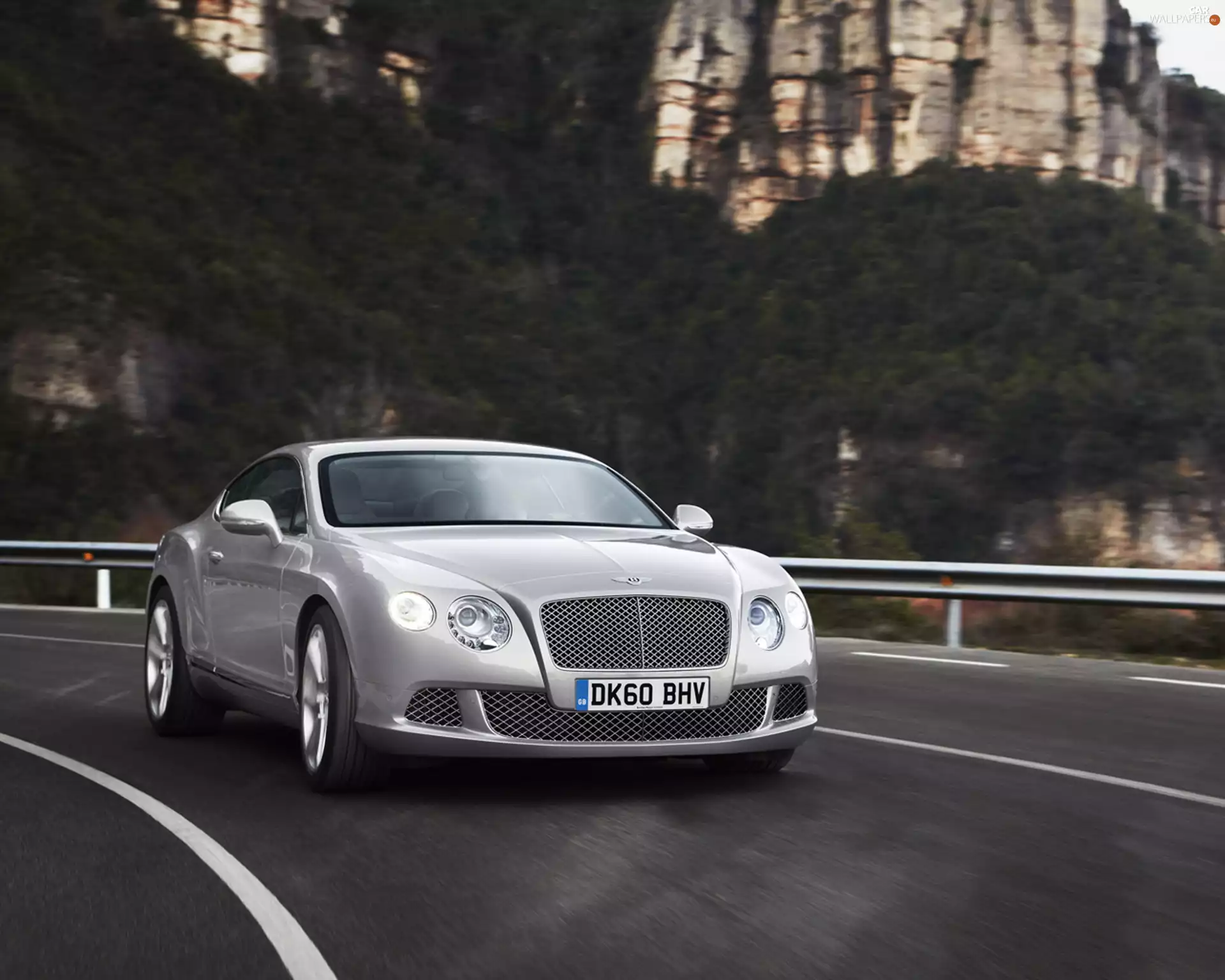 traction, Bentley Continental GT, checking