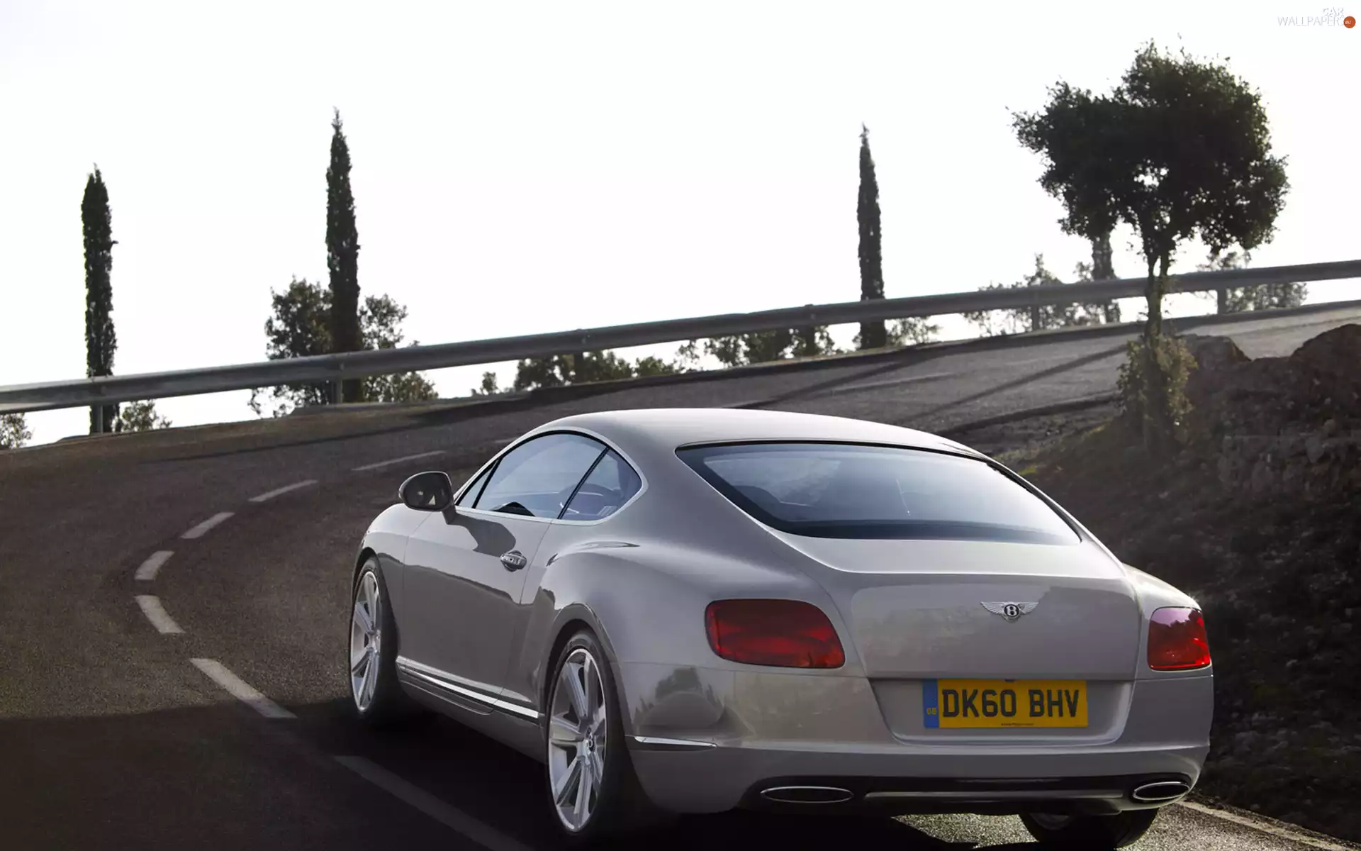 Back, tubing, exhaust, Bentley Continental GT