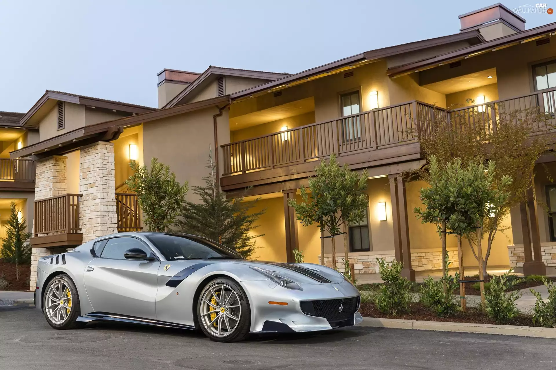 House Ferrari F12 Berlinetta, Ferrari F12tdf, 2016