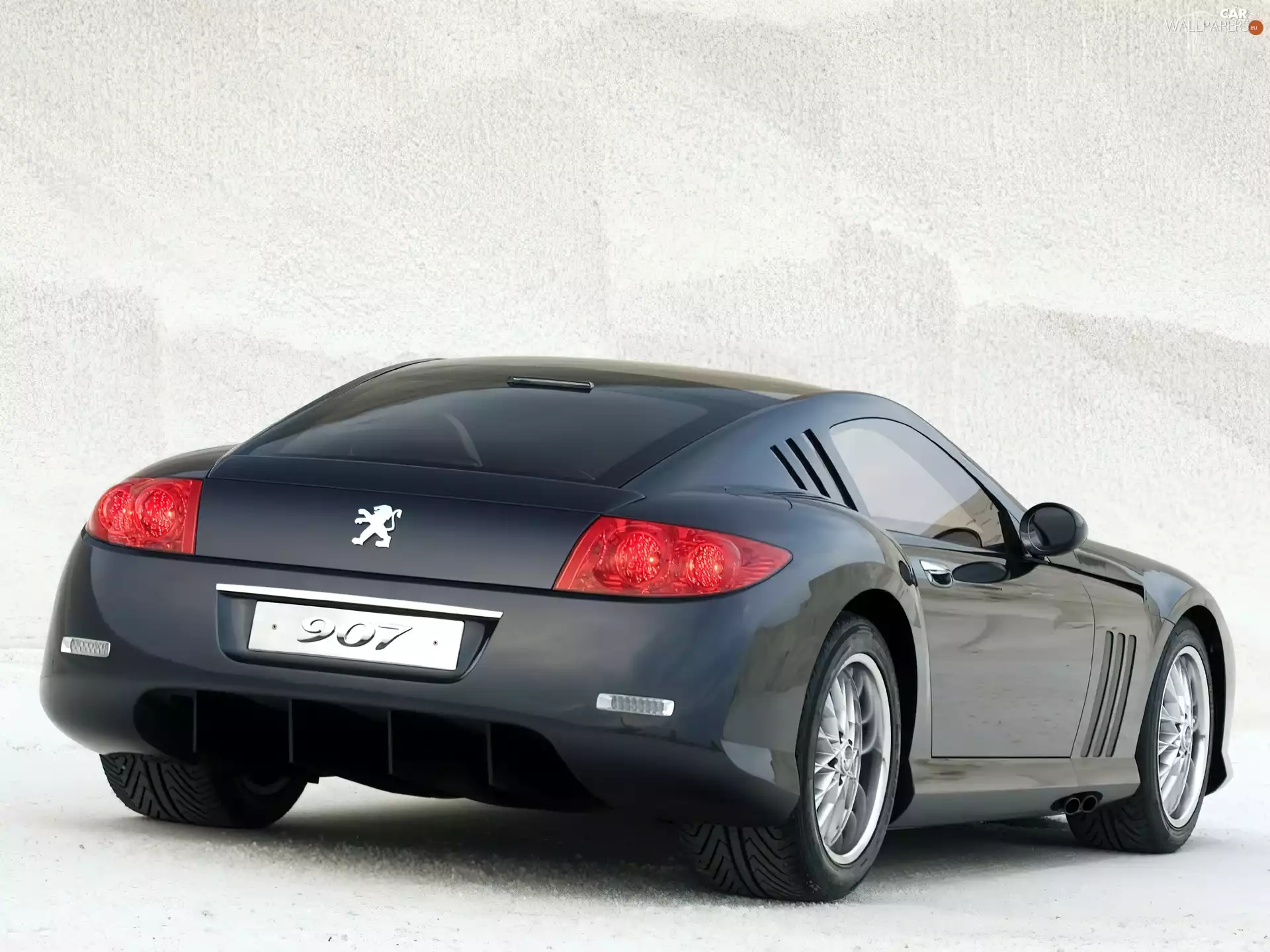 Black Peugeot 907
