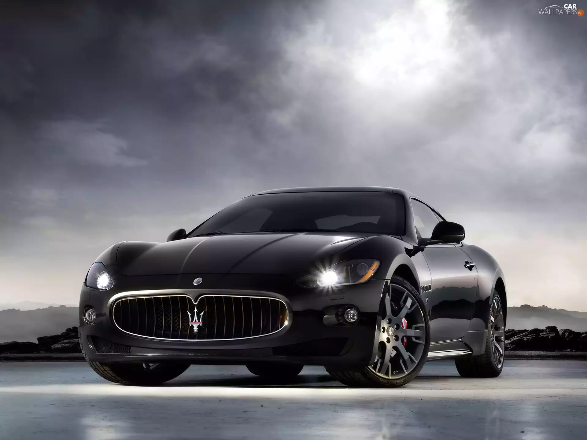 Black, Maserati GranTurismo