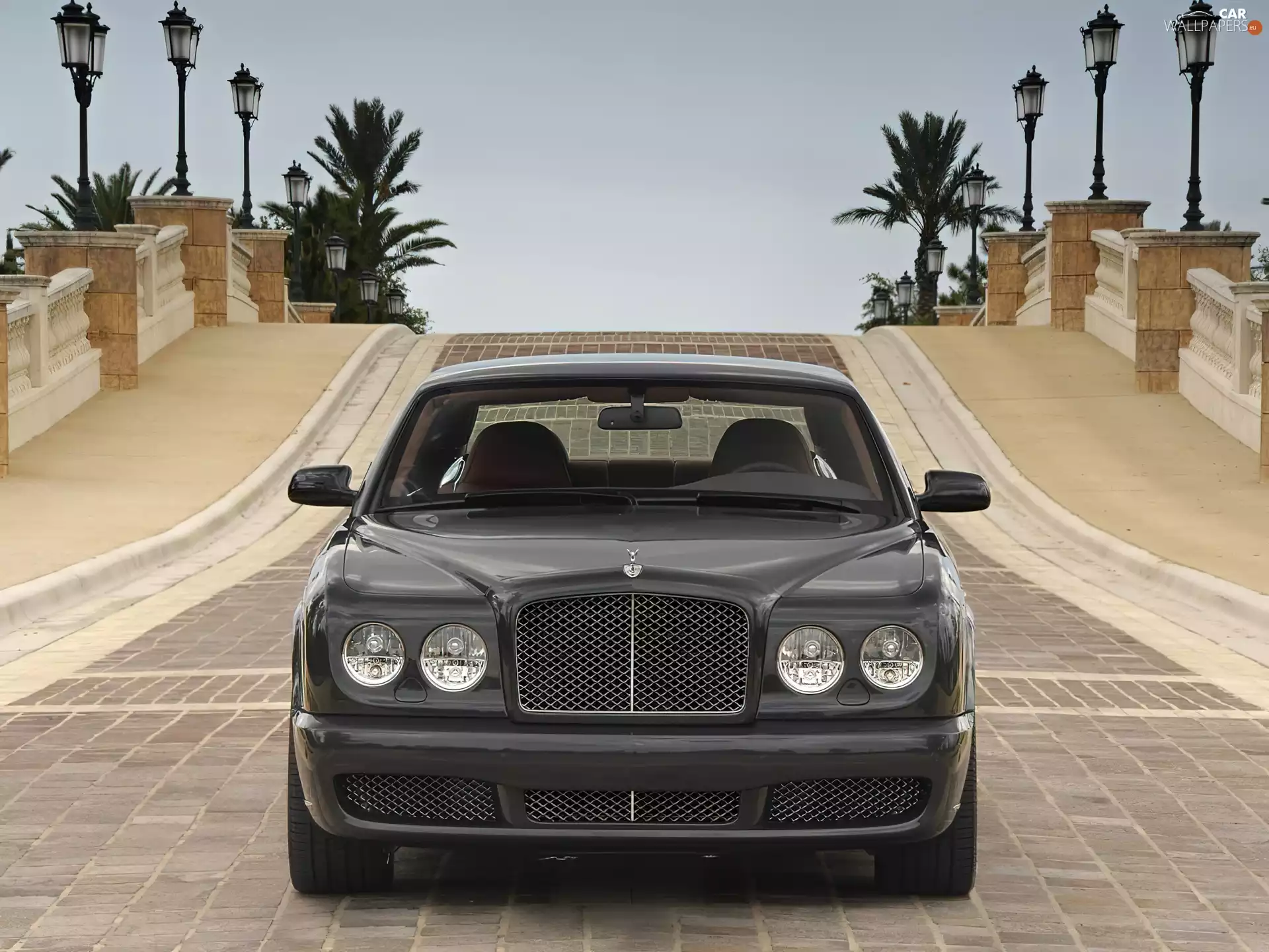 Mask, Front, Bentley Brooklands