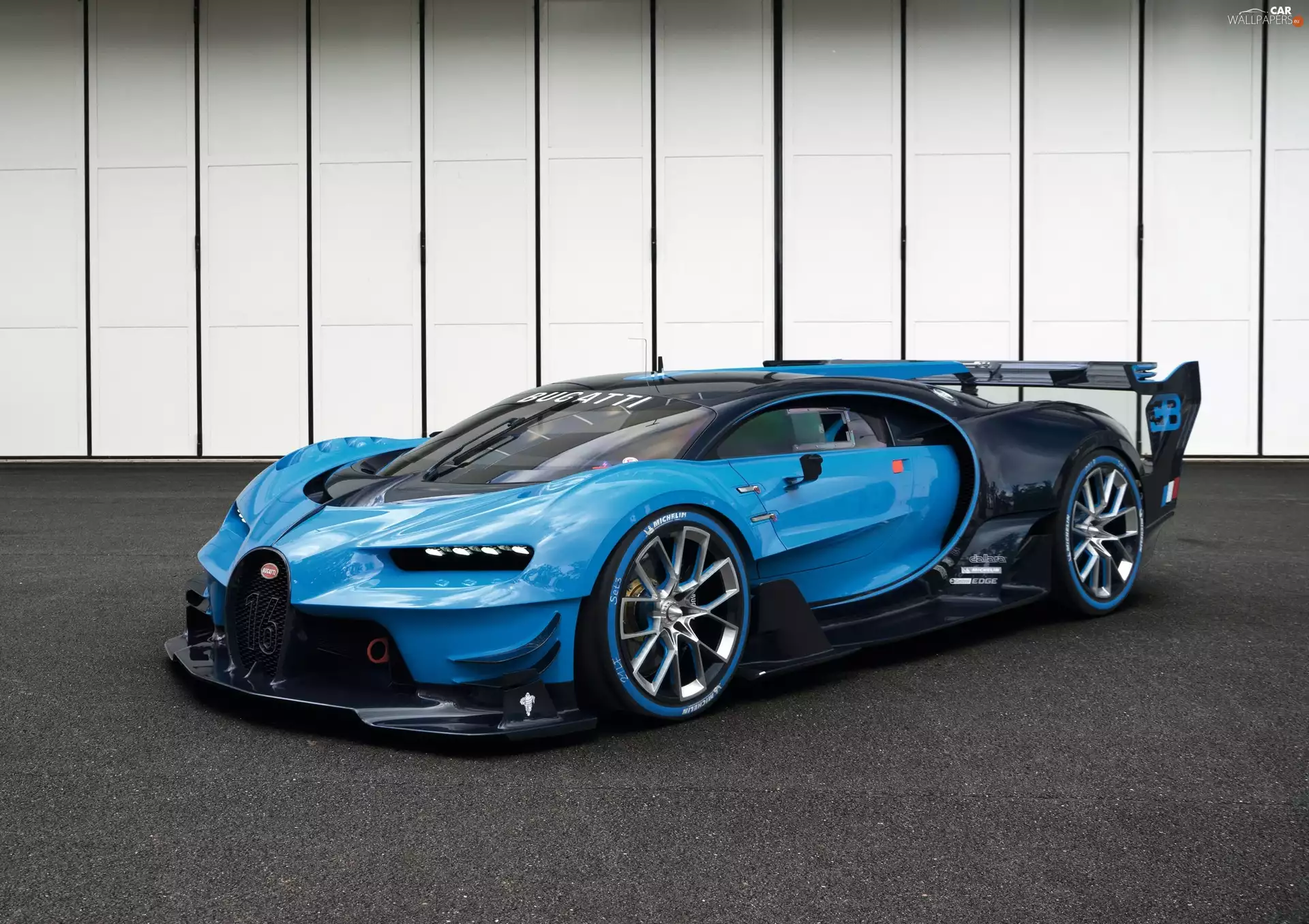 Bugatti, blue