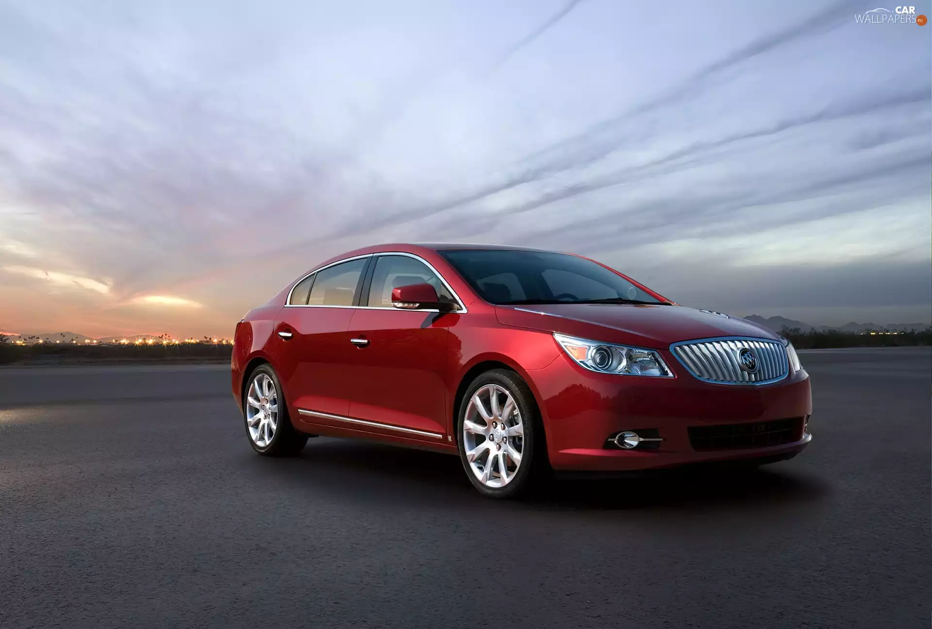 Buick LaCrosse, commercial