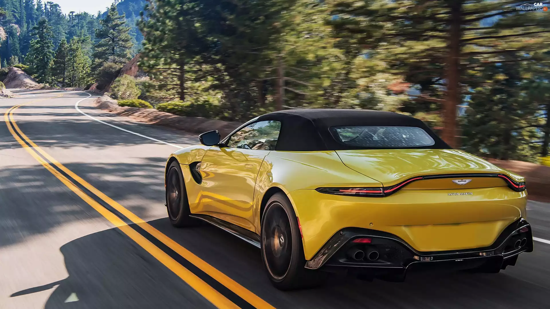 Aston Martin Vantage, Cabrio, Yellow, Roadster
