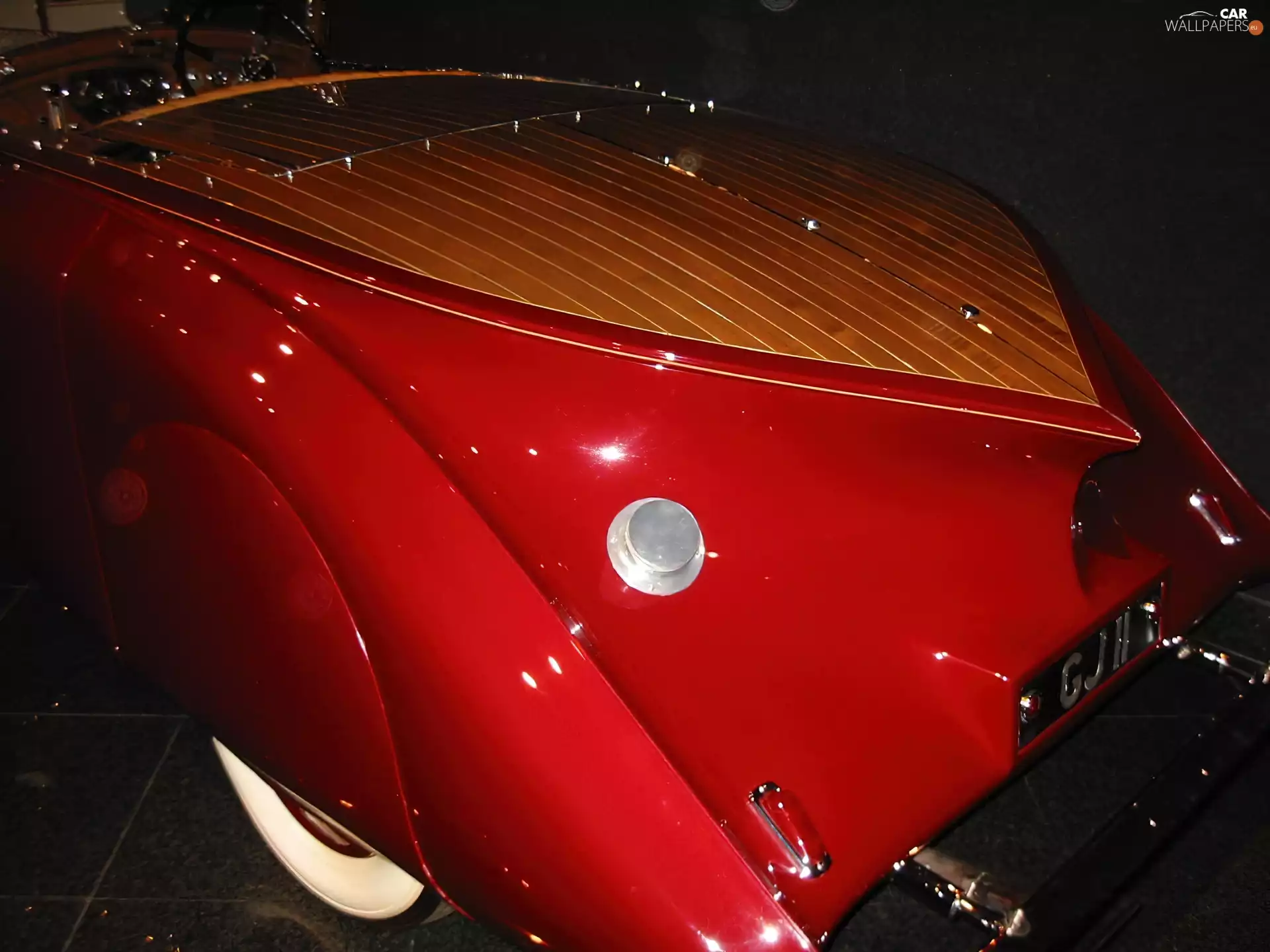 Rolls-Royce, fuel cap