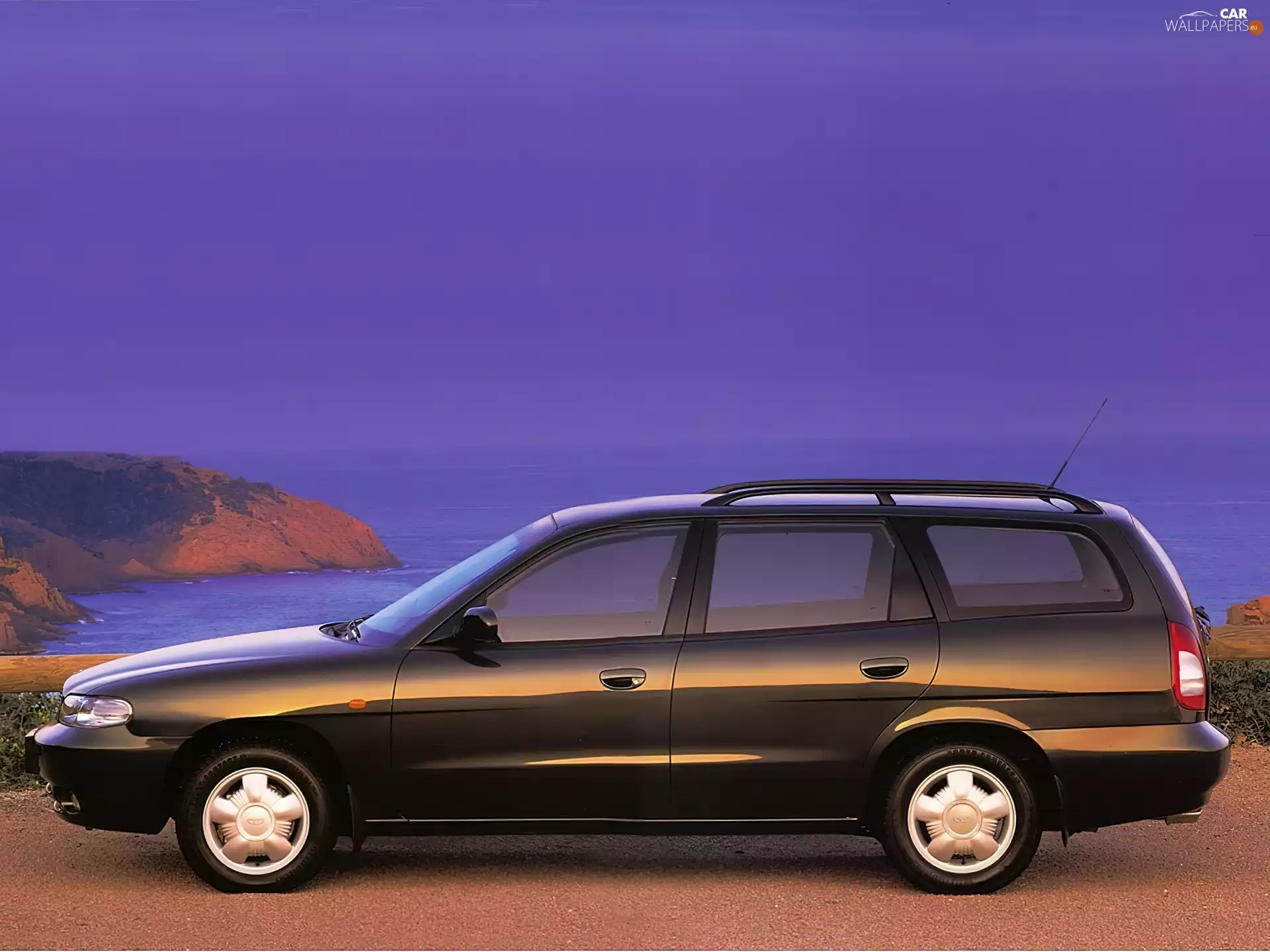 Daewoo Nubira, car caps