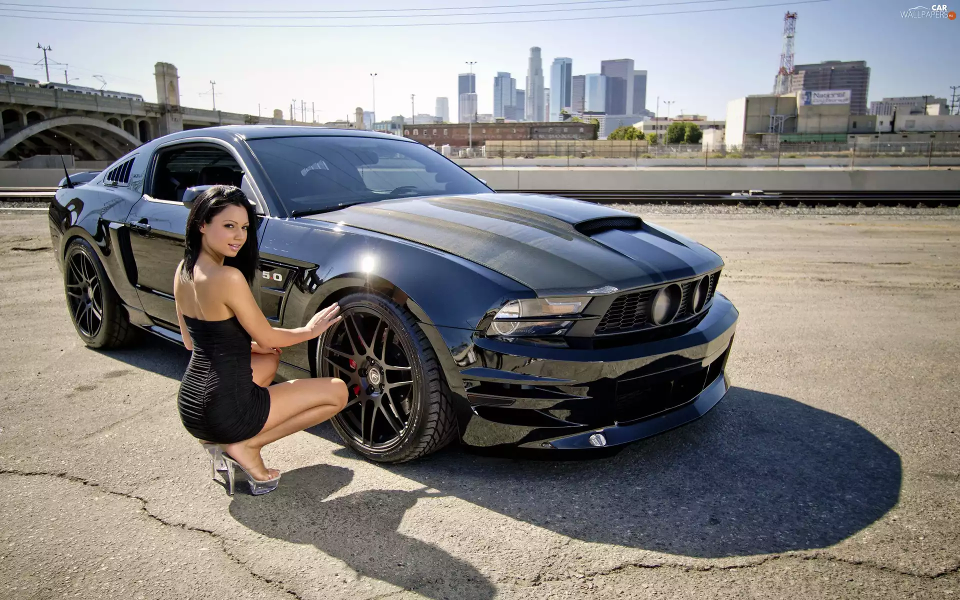 Girl car, Ford Mustang, Women