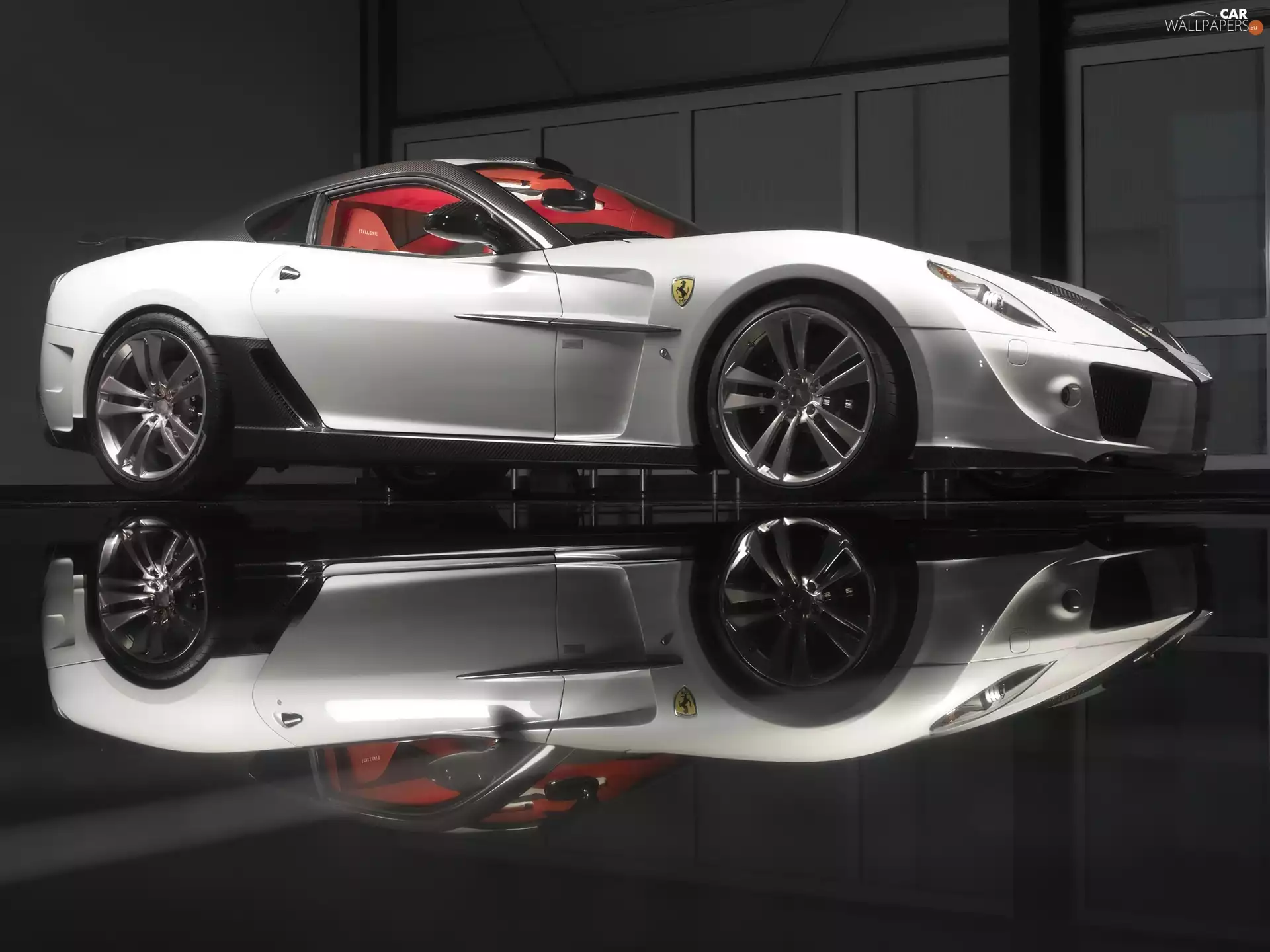 Extras, Ferrari 599, carbon