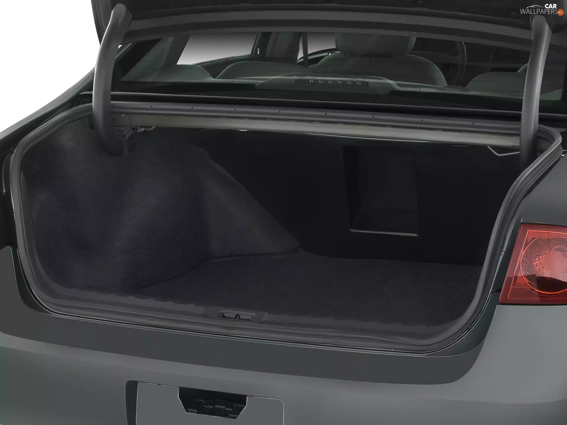 Buick Lucerne Super, Carrier