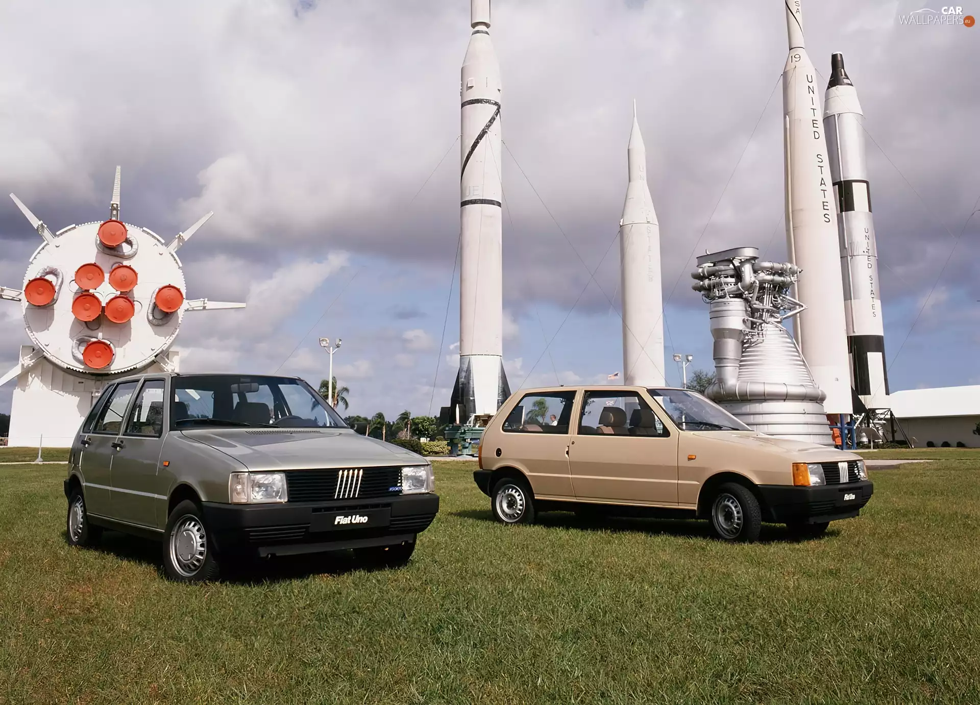 Two cars, the Fiat Uno