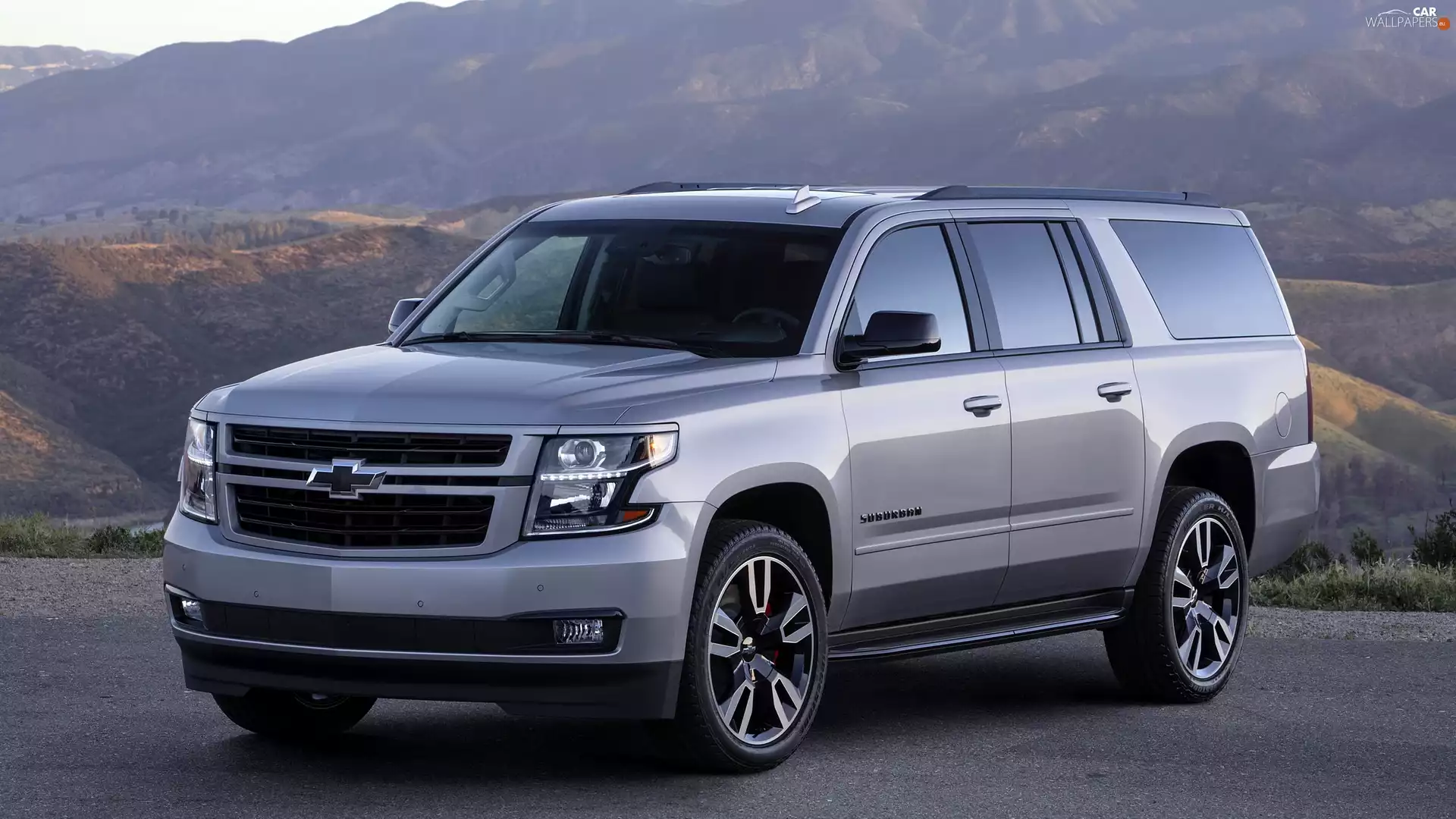 Chevrolet Suburban, Front