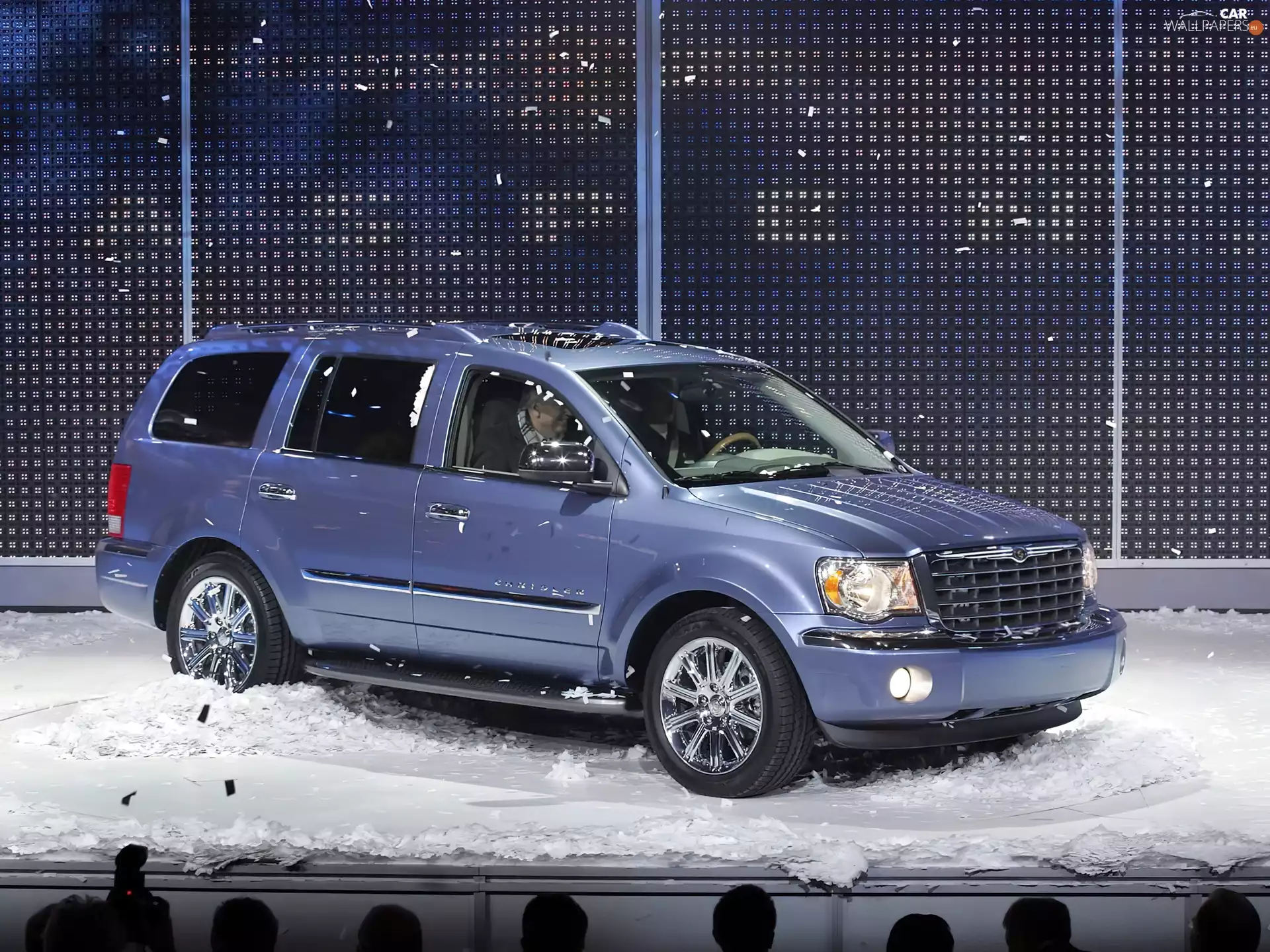 Chrysler Aspen, snow