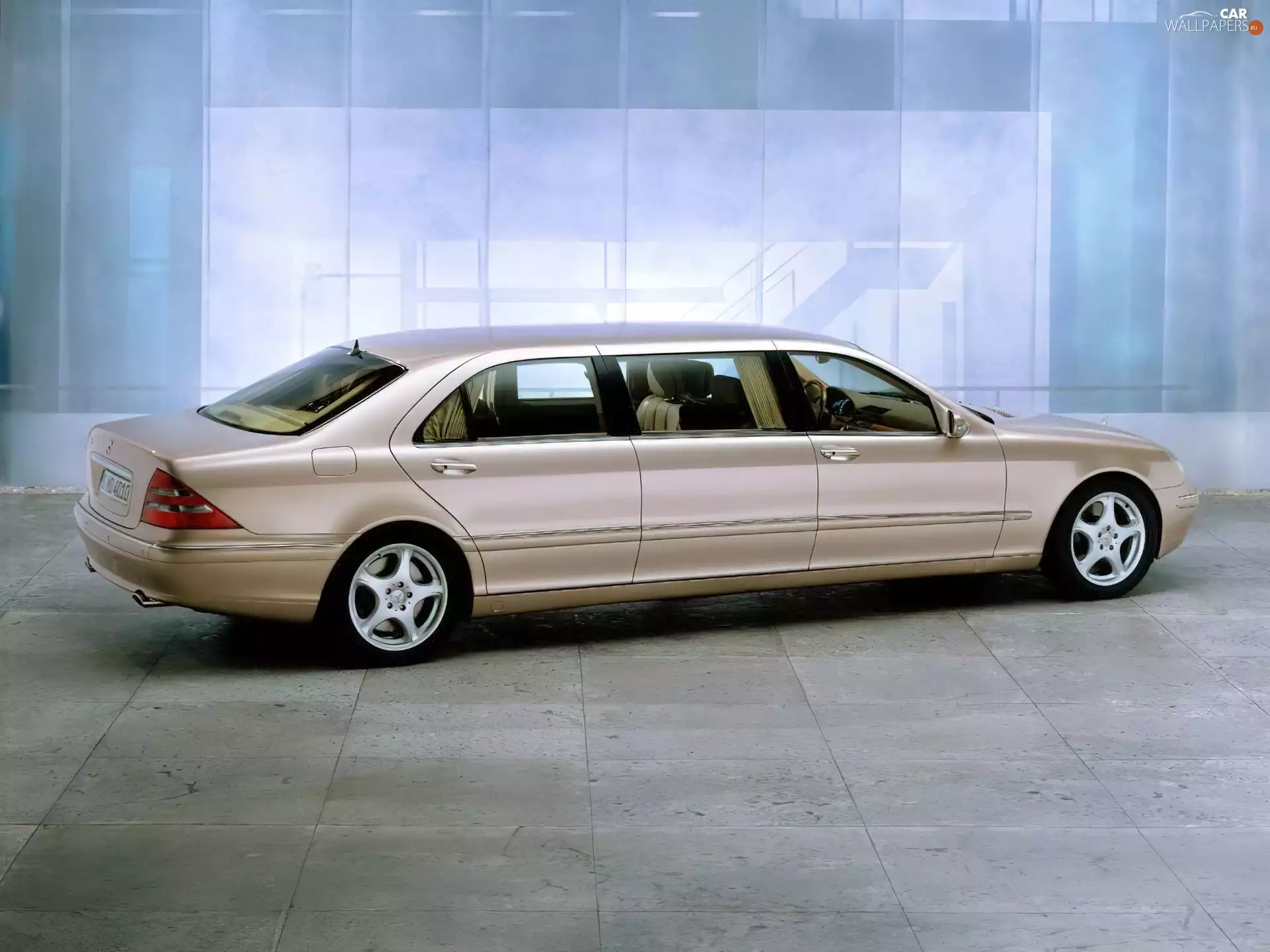 Limousine, Mercedes S-class