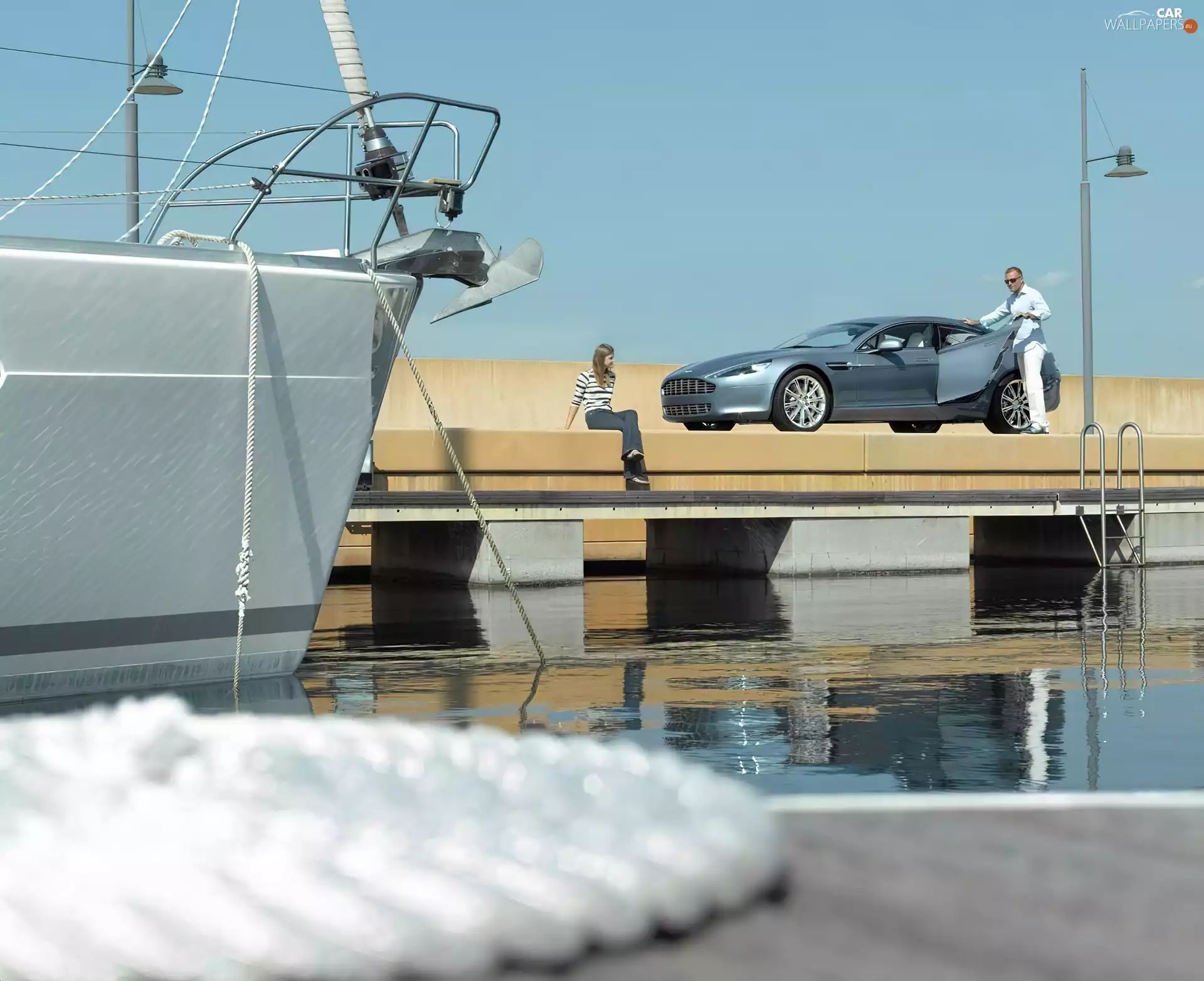 Aston Martin Rapide, commercial