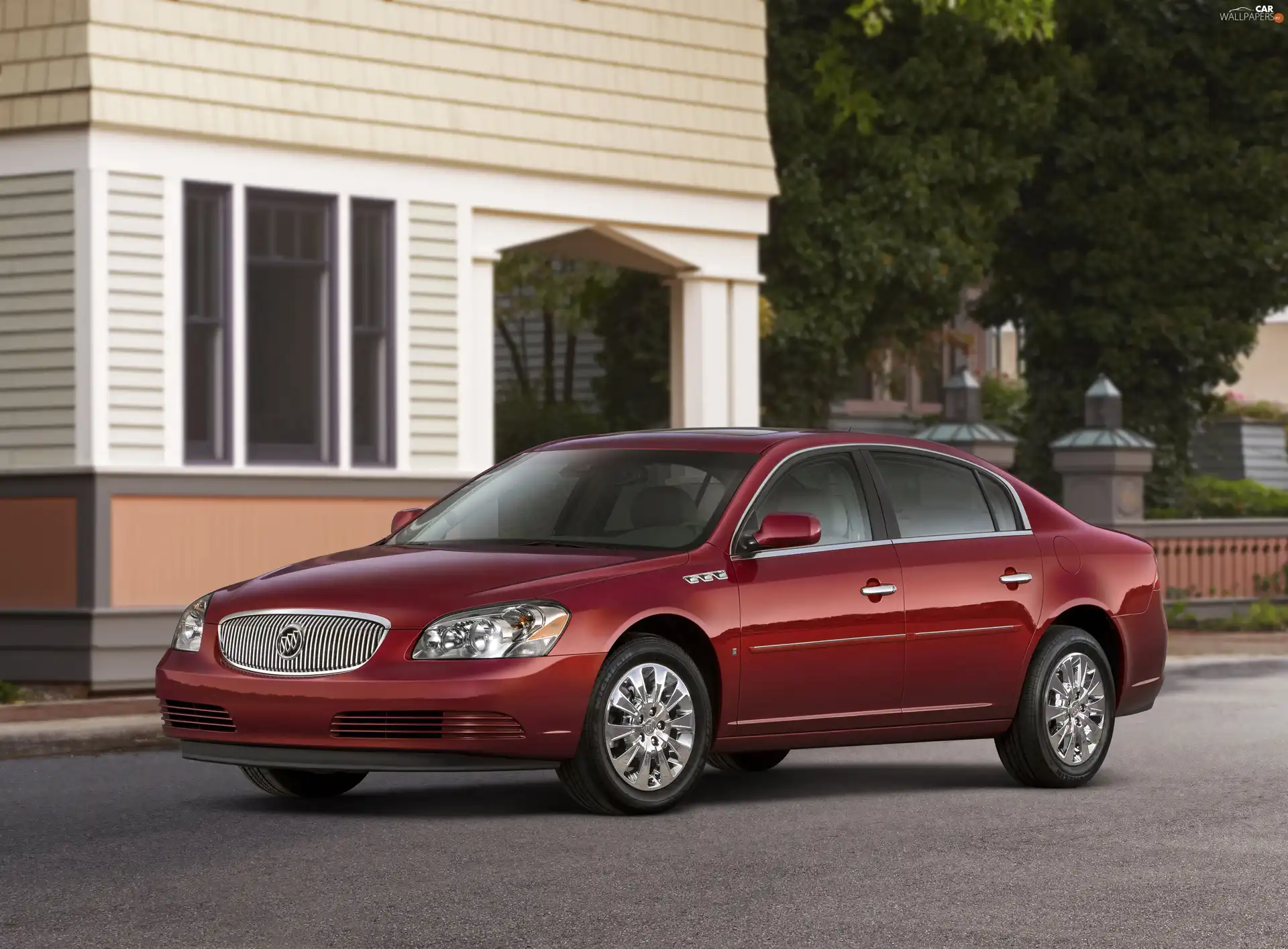 Buick Lucerne Super, commercial