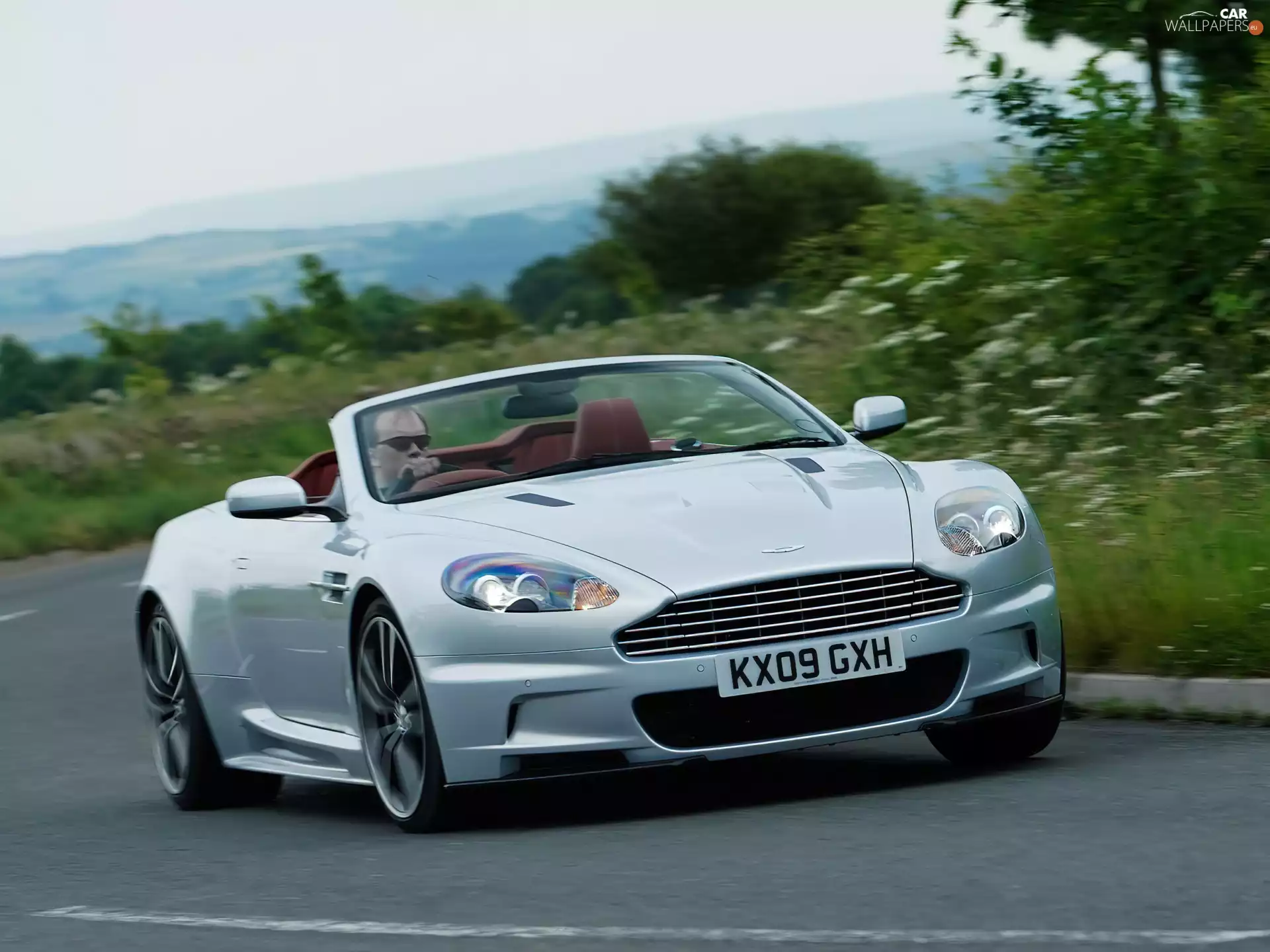 turn, Aston Martin DBS Volante, sharp