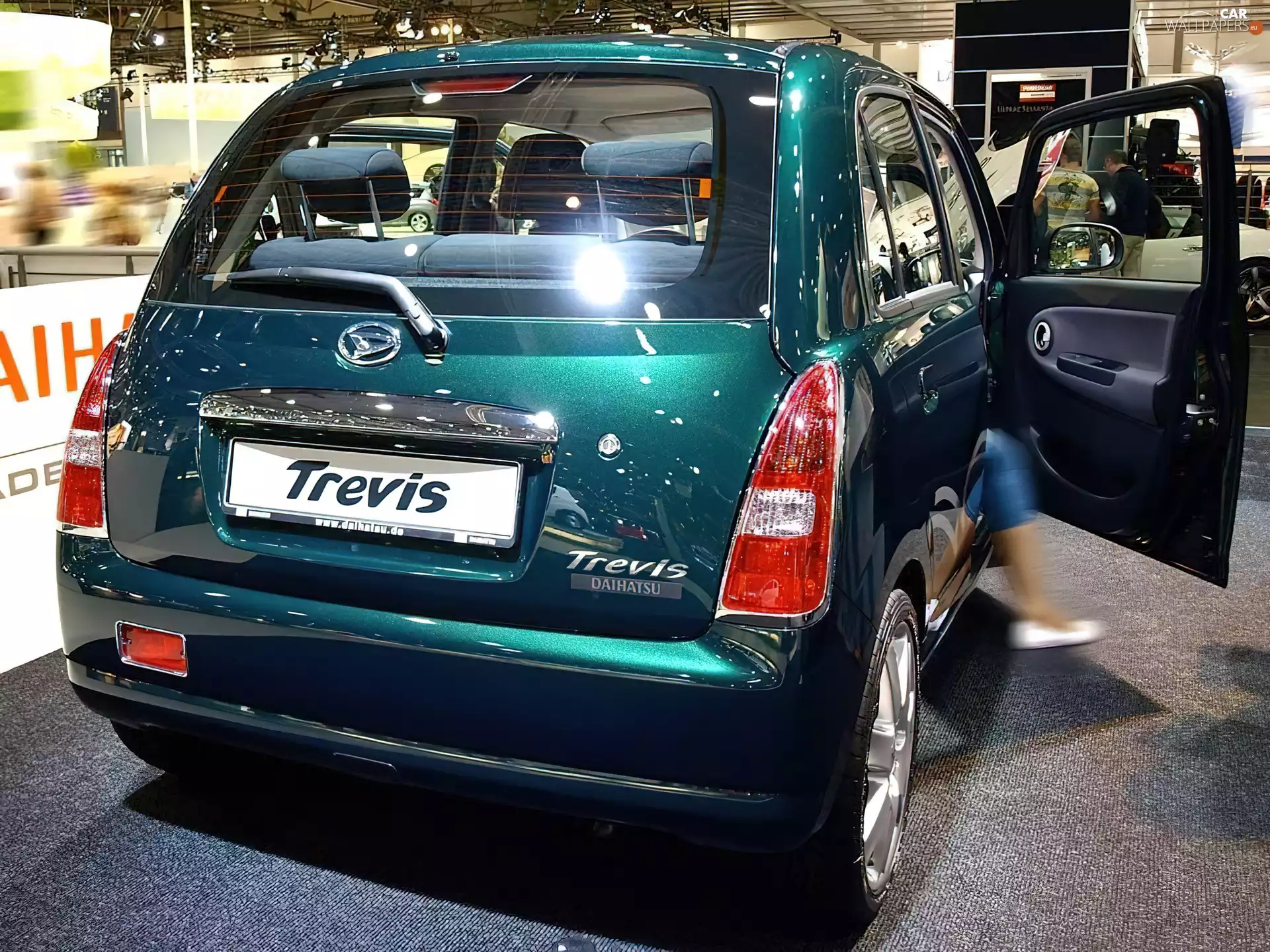 debut, Daihatsu Trevis