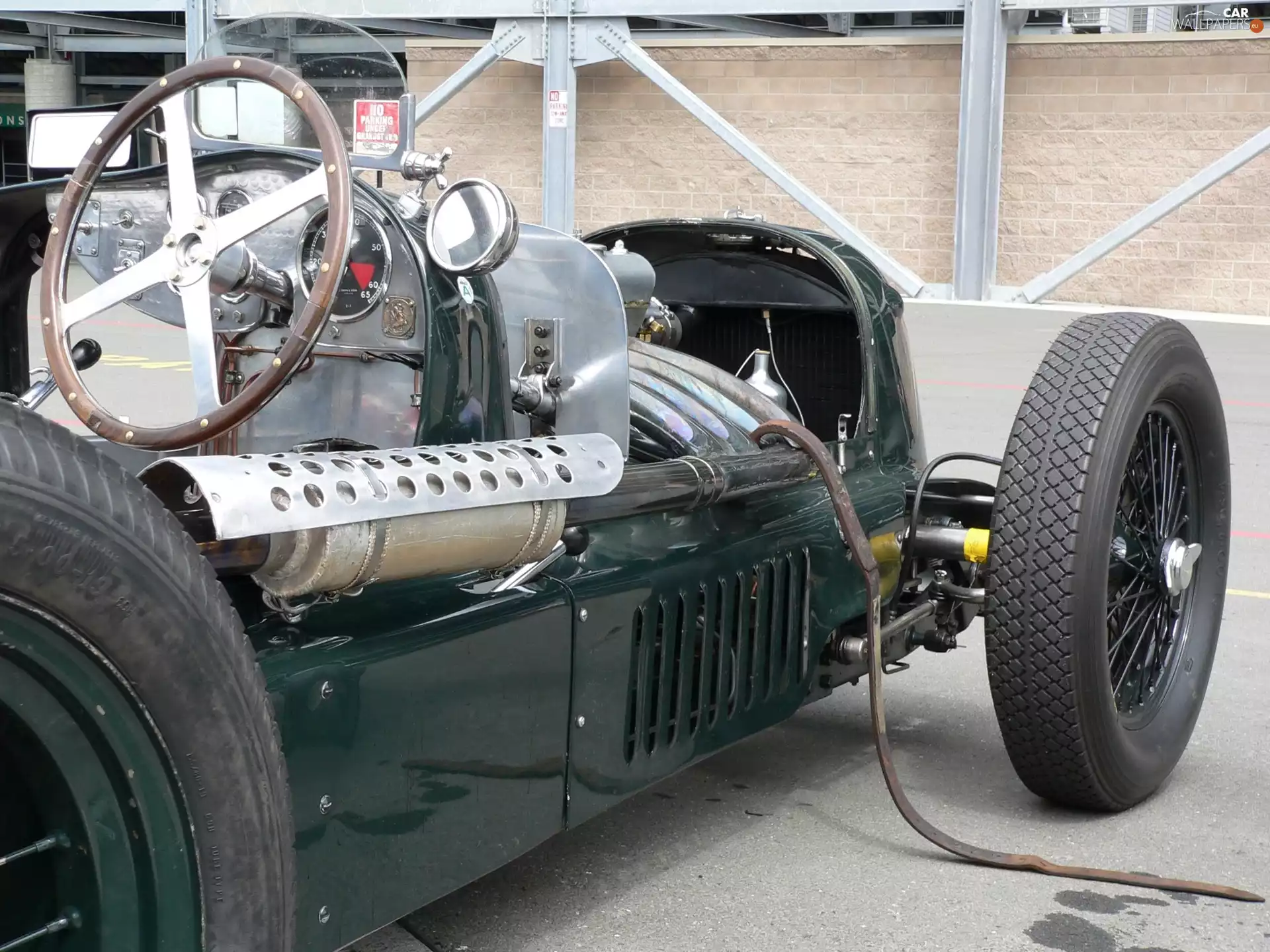 Alta, tire, circle, driver