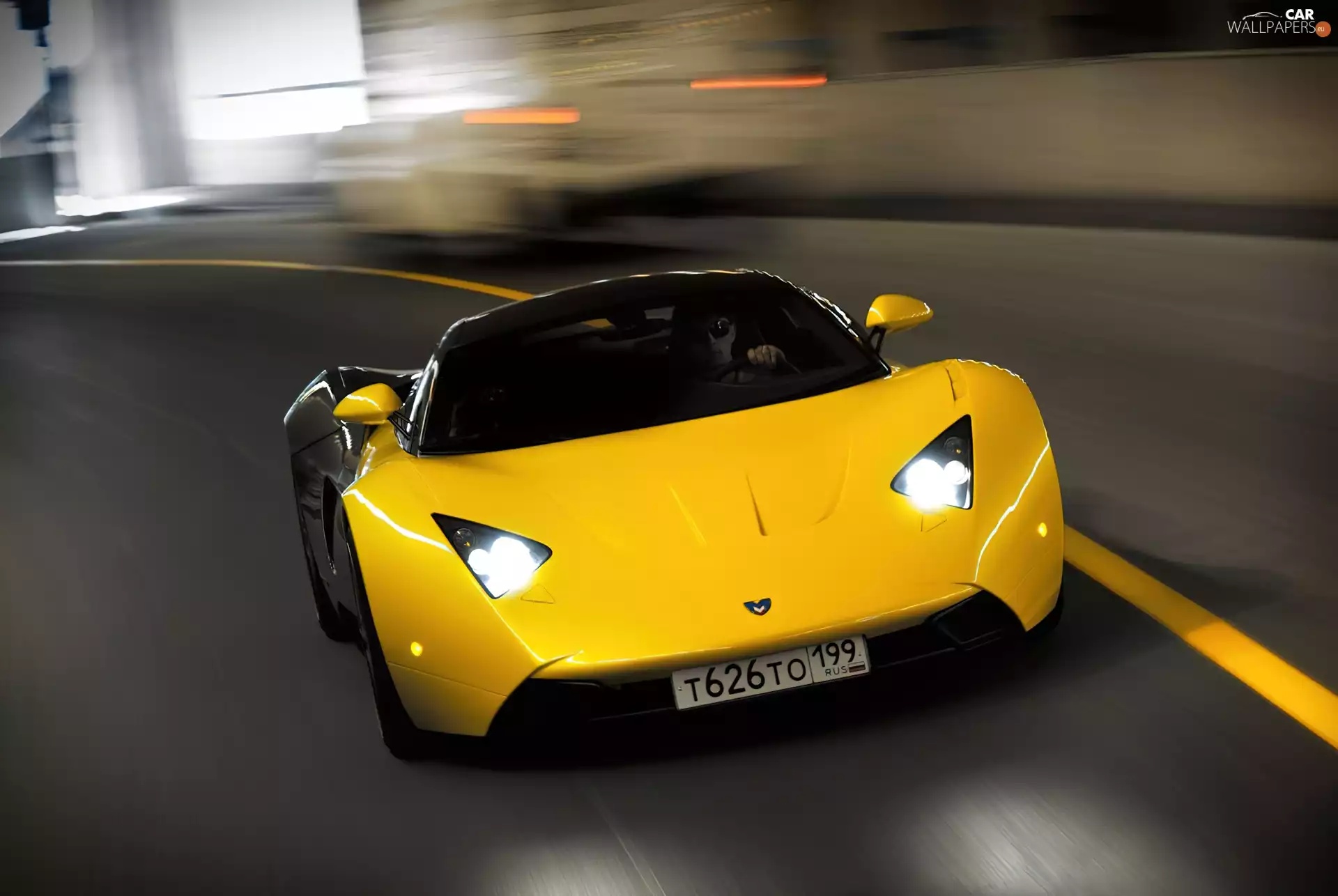 Yellow Honda, Properties, driving, Marussia B1