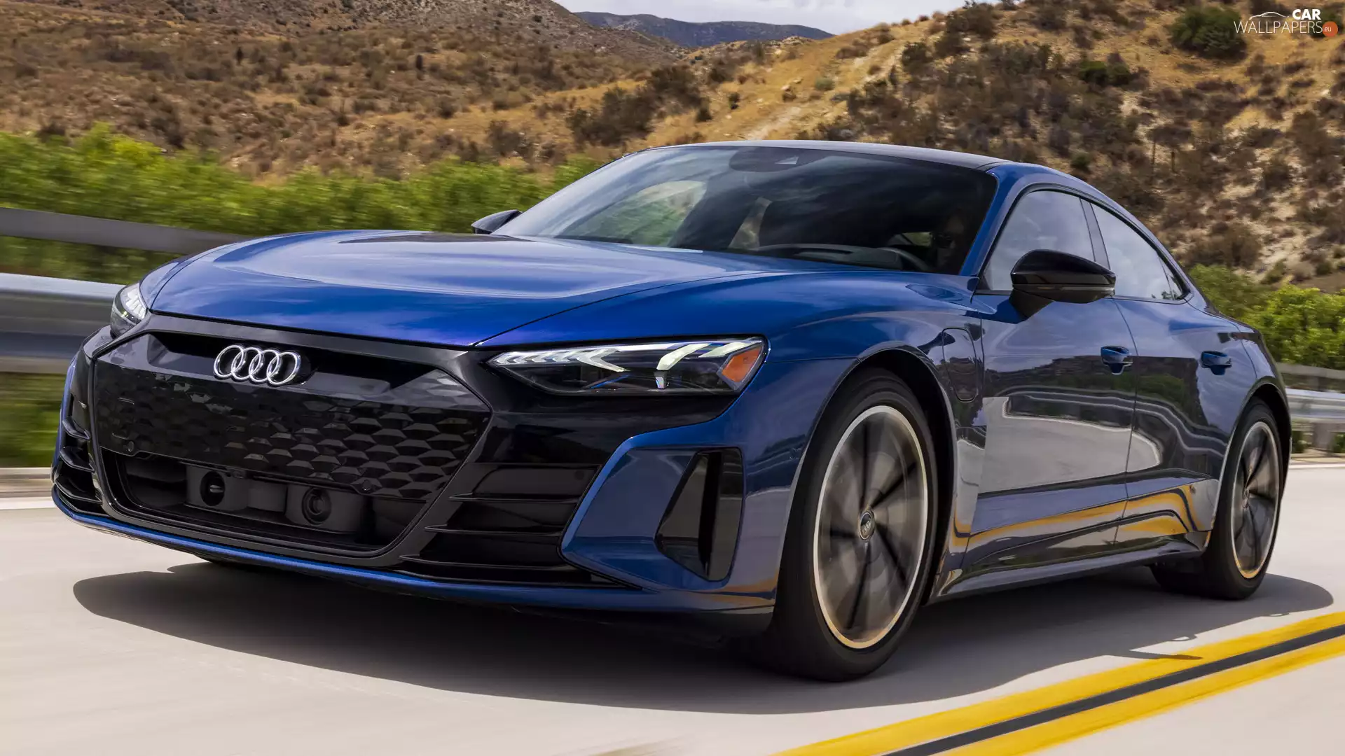 Audi E-tron GT, Front