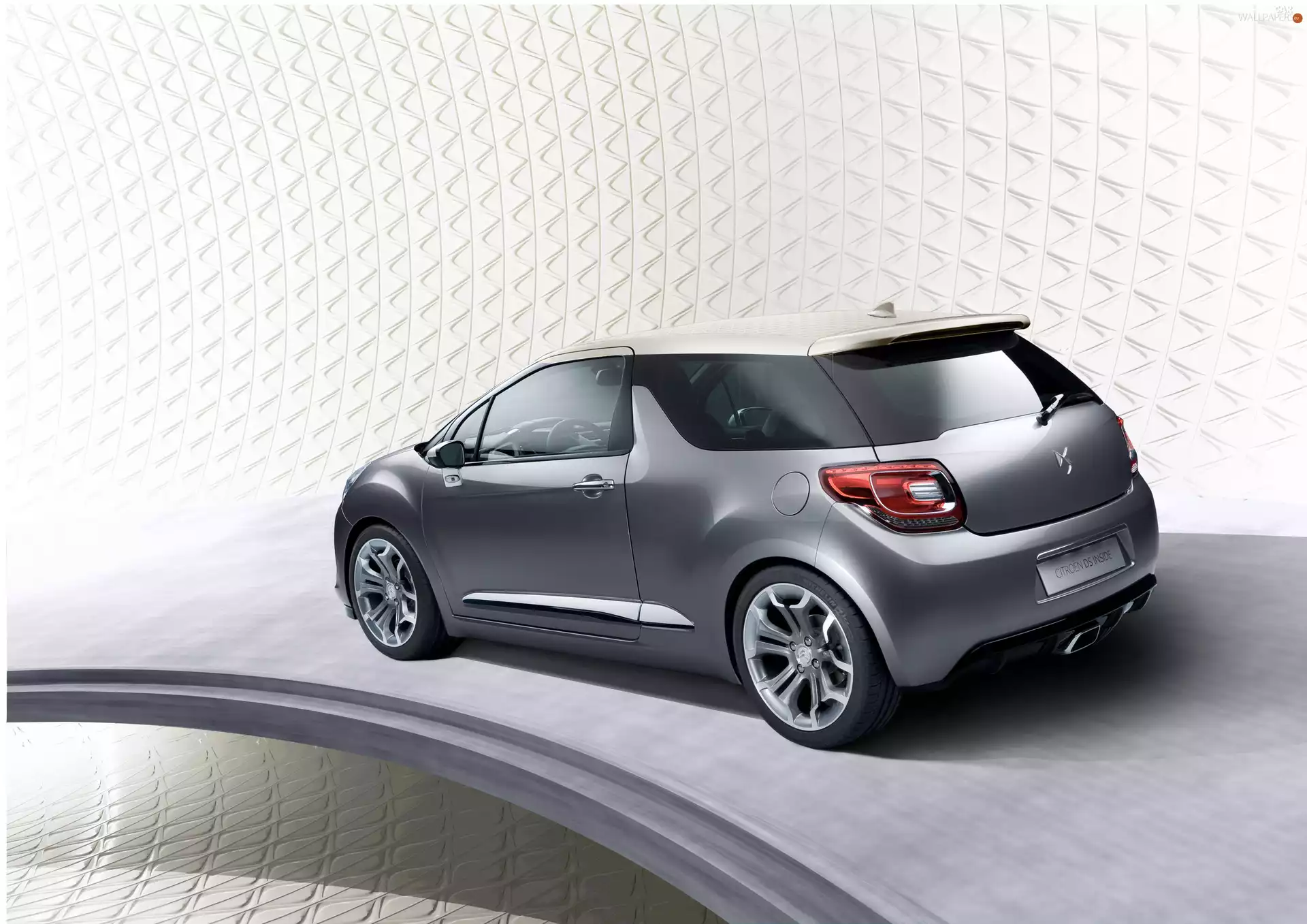 exhaust, Citroen DS3, ending