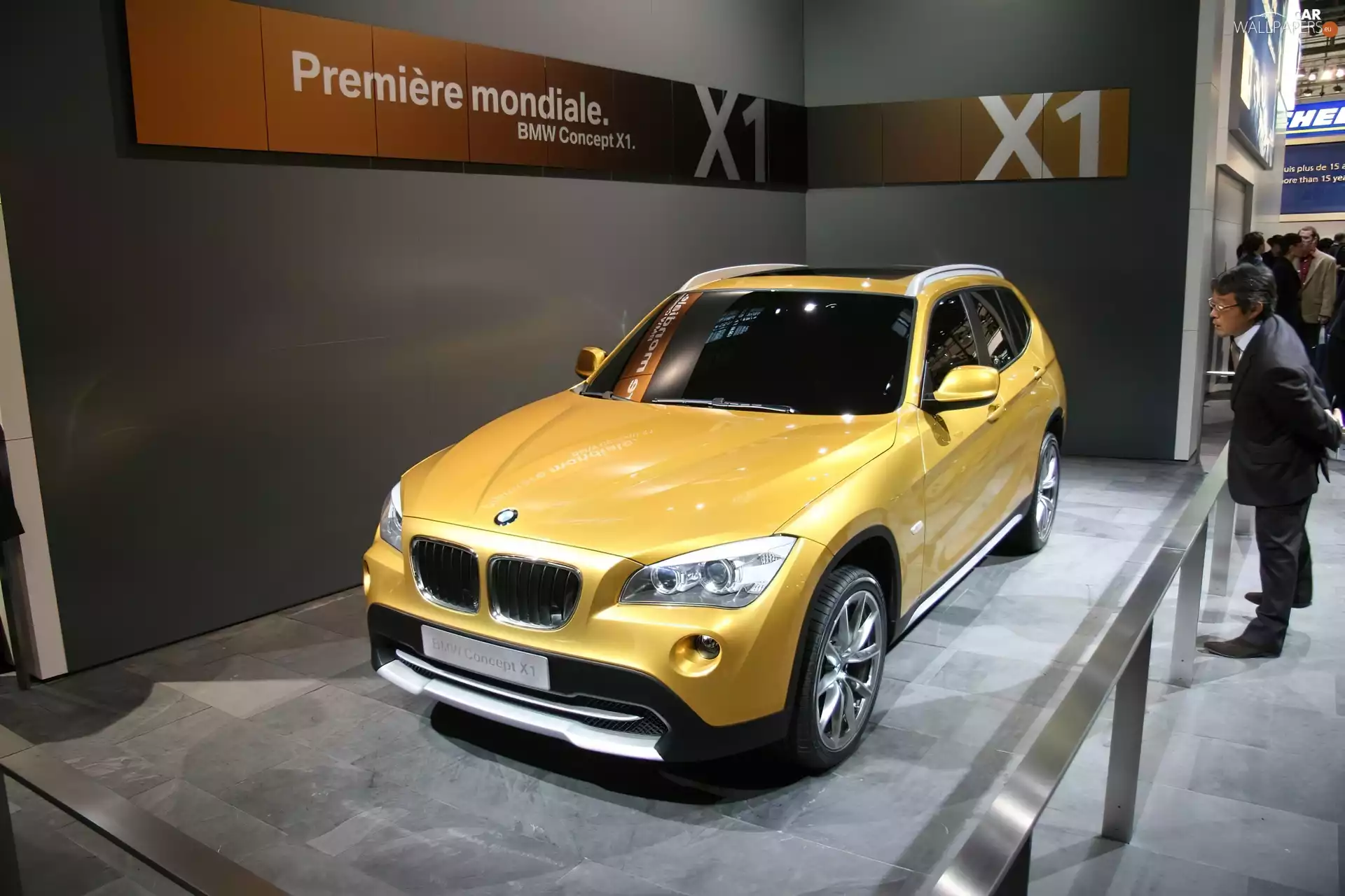 exhibition, BMW X1