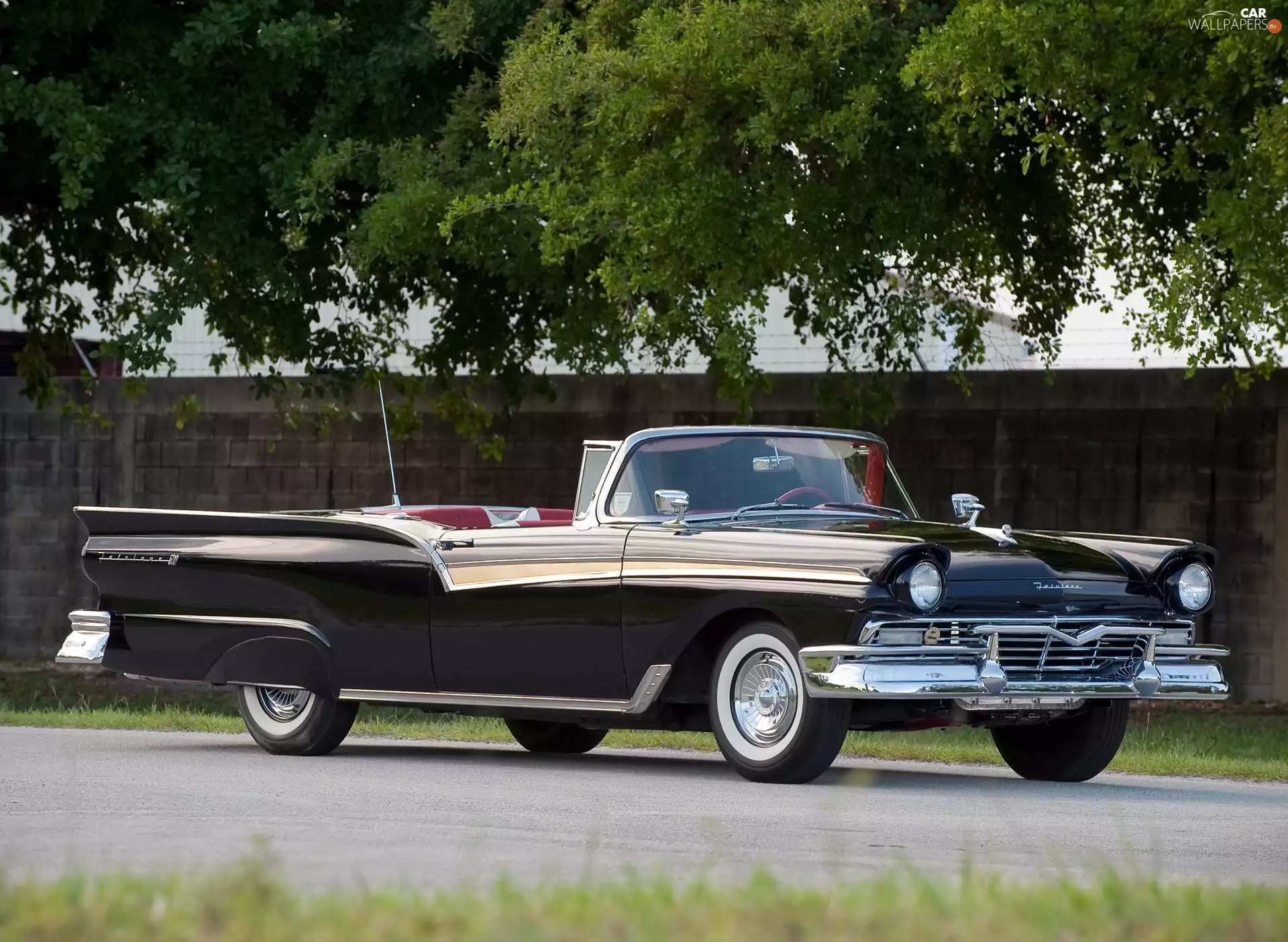 motor car, Ford Fairlane 500, vintage