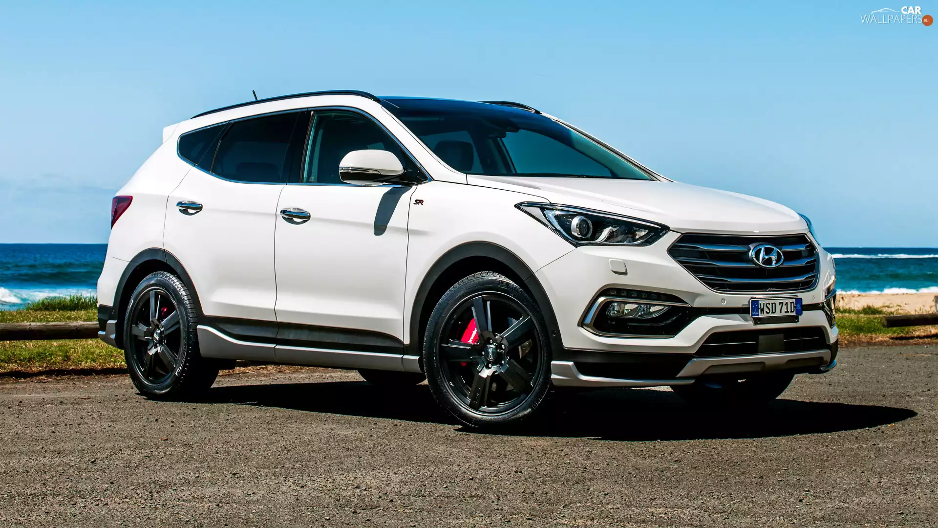 White, Hyundai Santa Fe