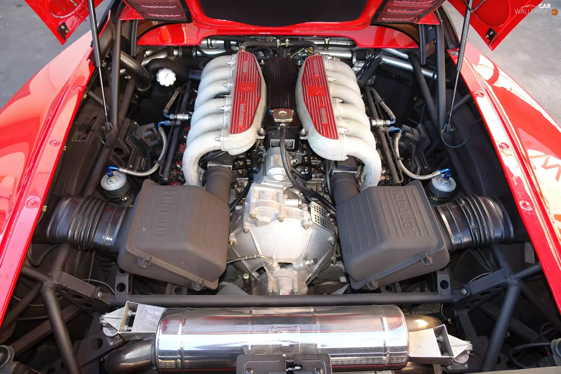 Ferrari Mondial, Engine
