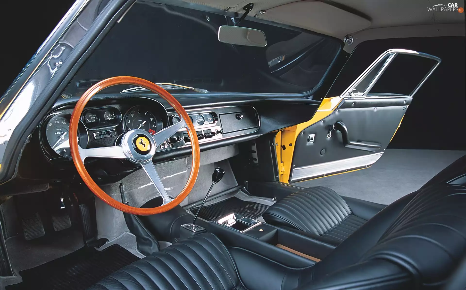 Ferrari 275, interior