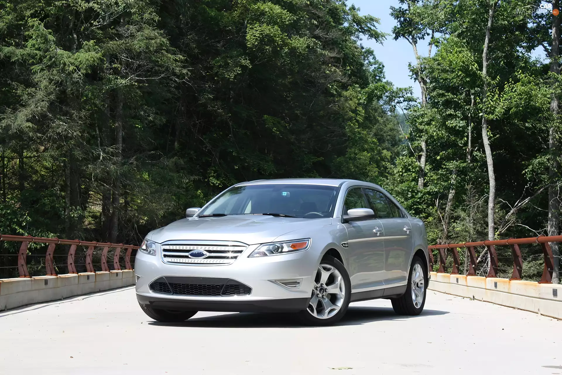 Ford Taurus, @