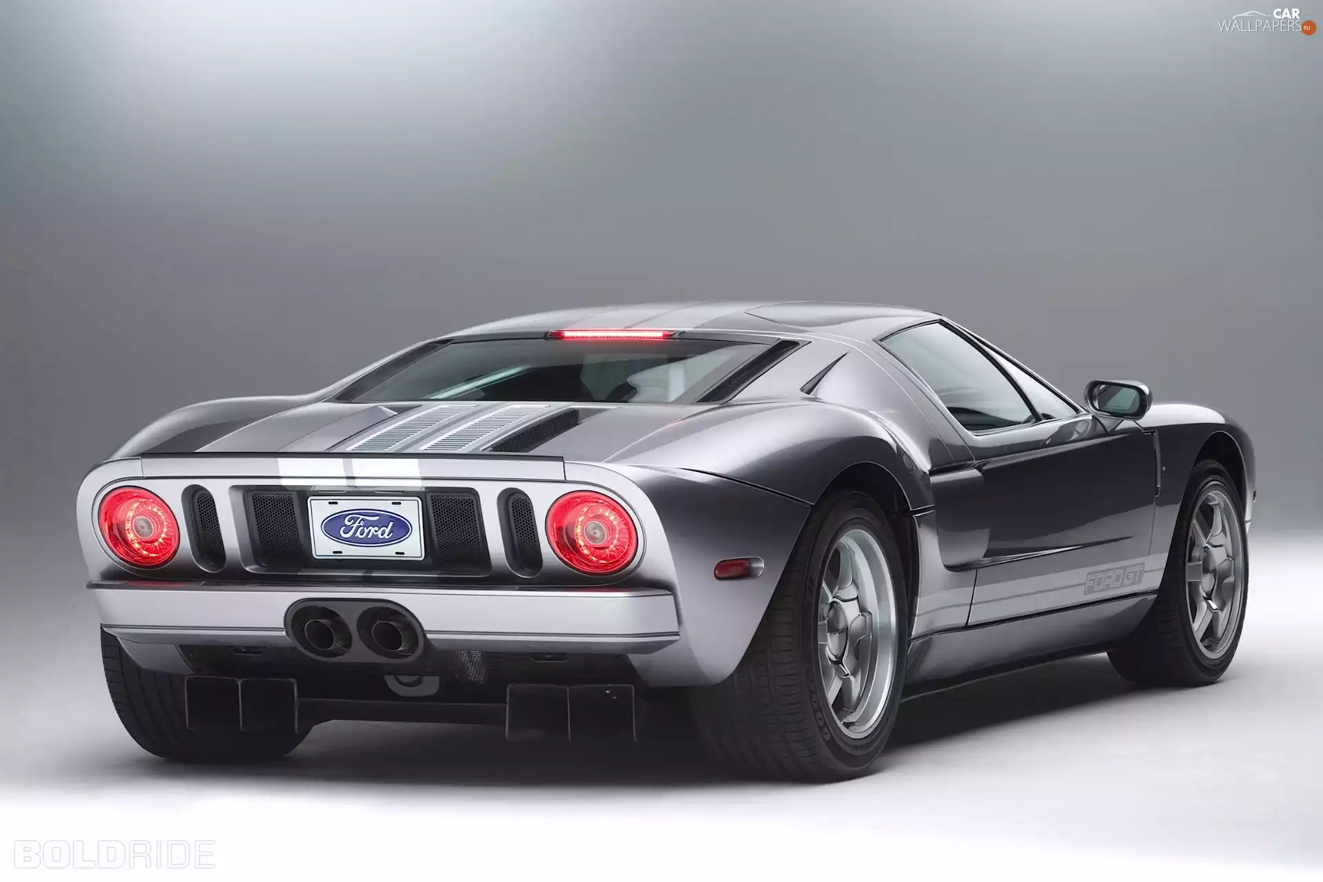 Ford GT, Back