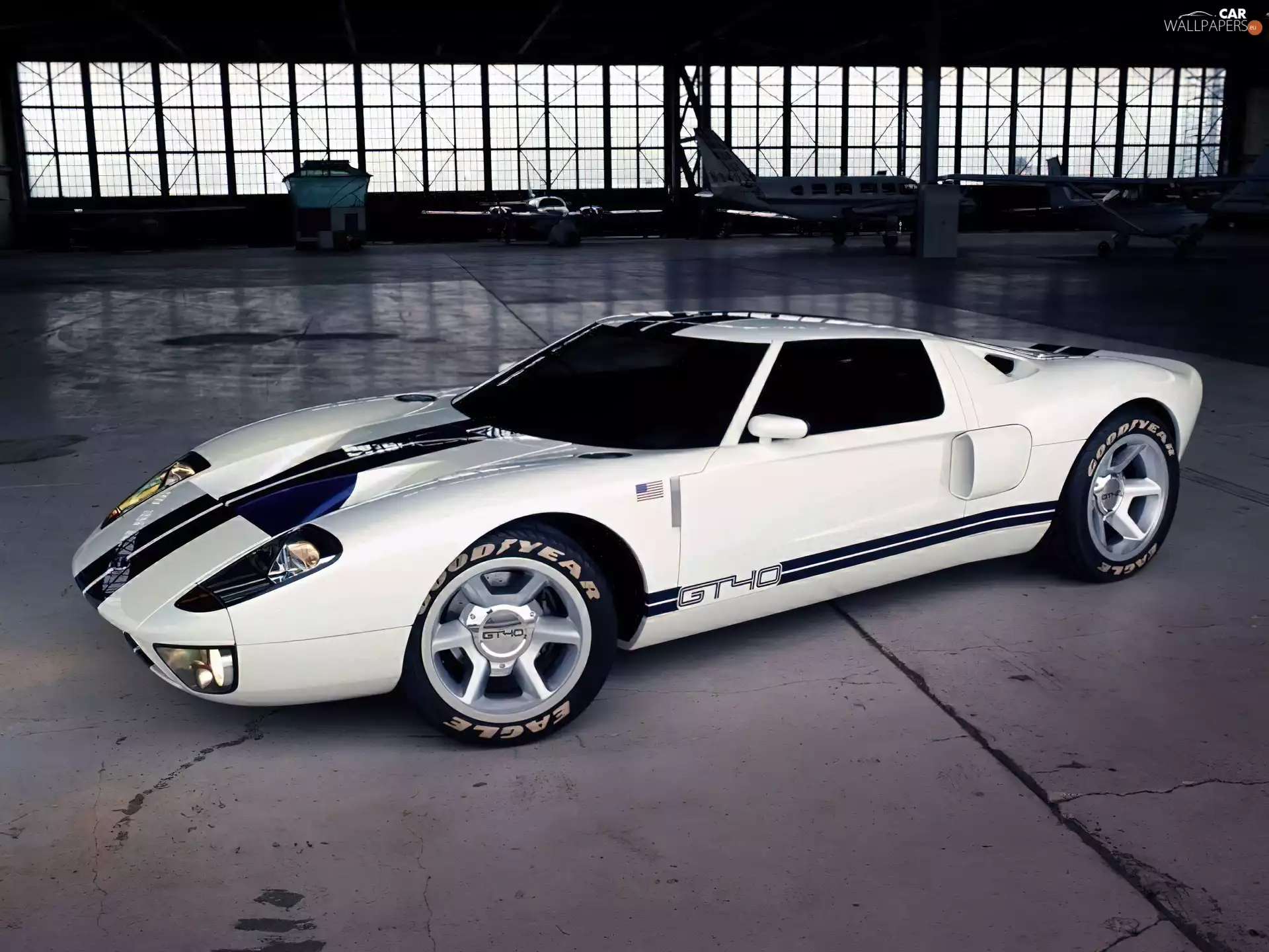 Ford GT, Hangar