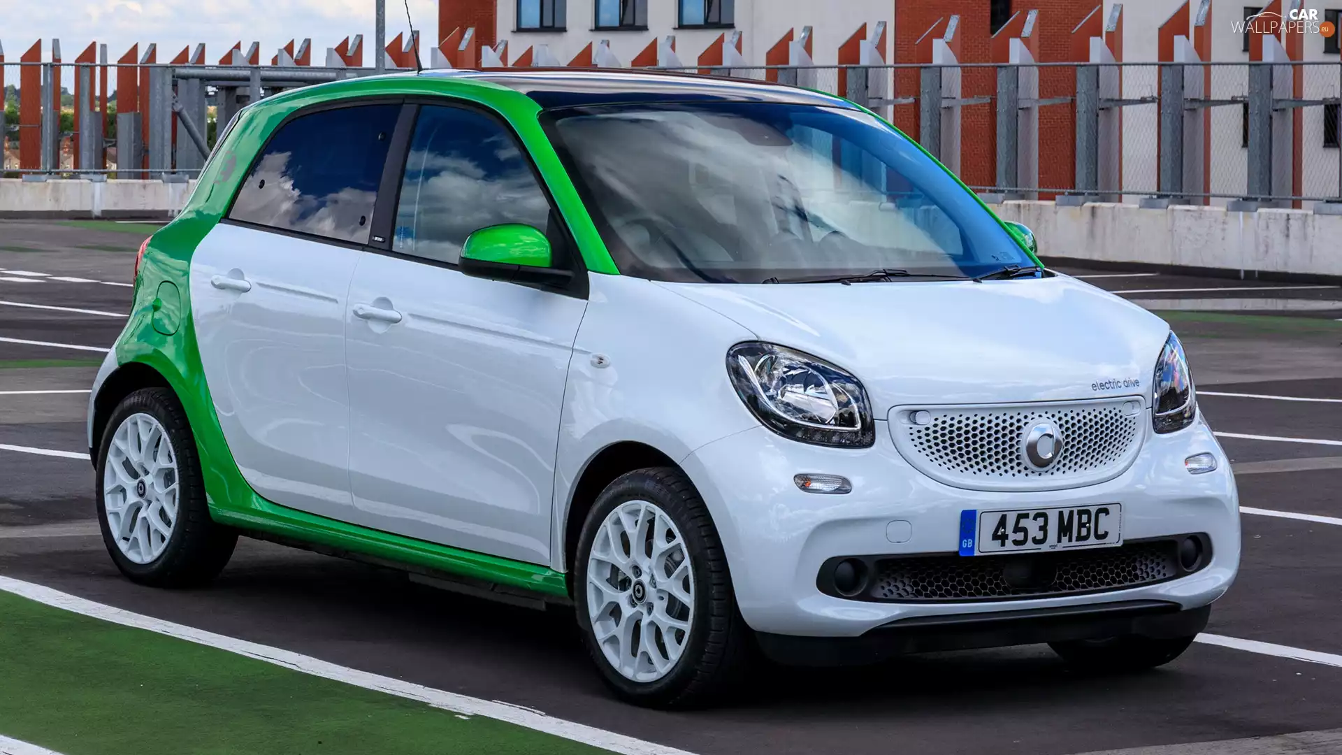 White-green, Smart Forfour