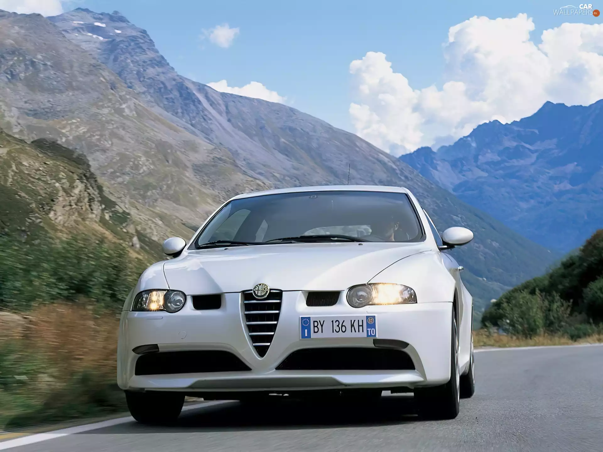 Alfa Romeo 147, Front