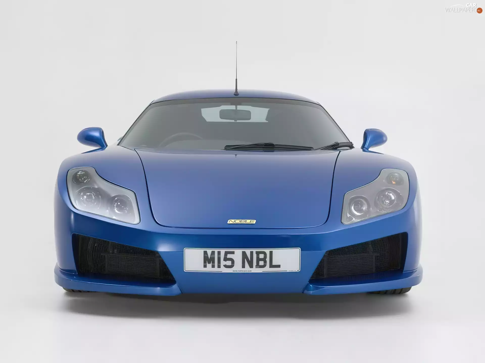 Front, Noble M15